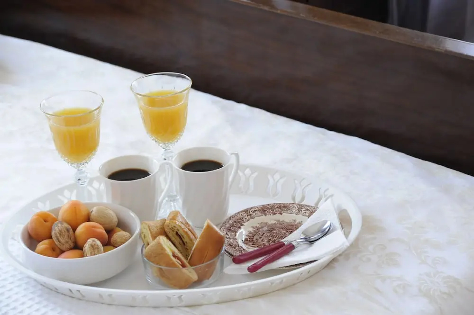 Traditional Greek Maisonette Antiperni