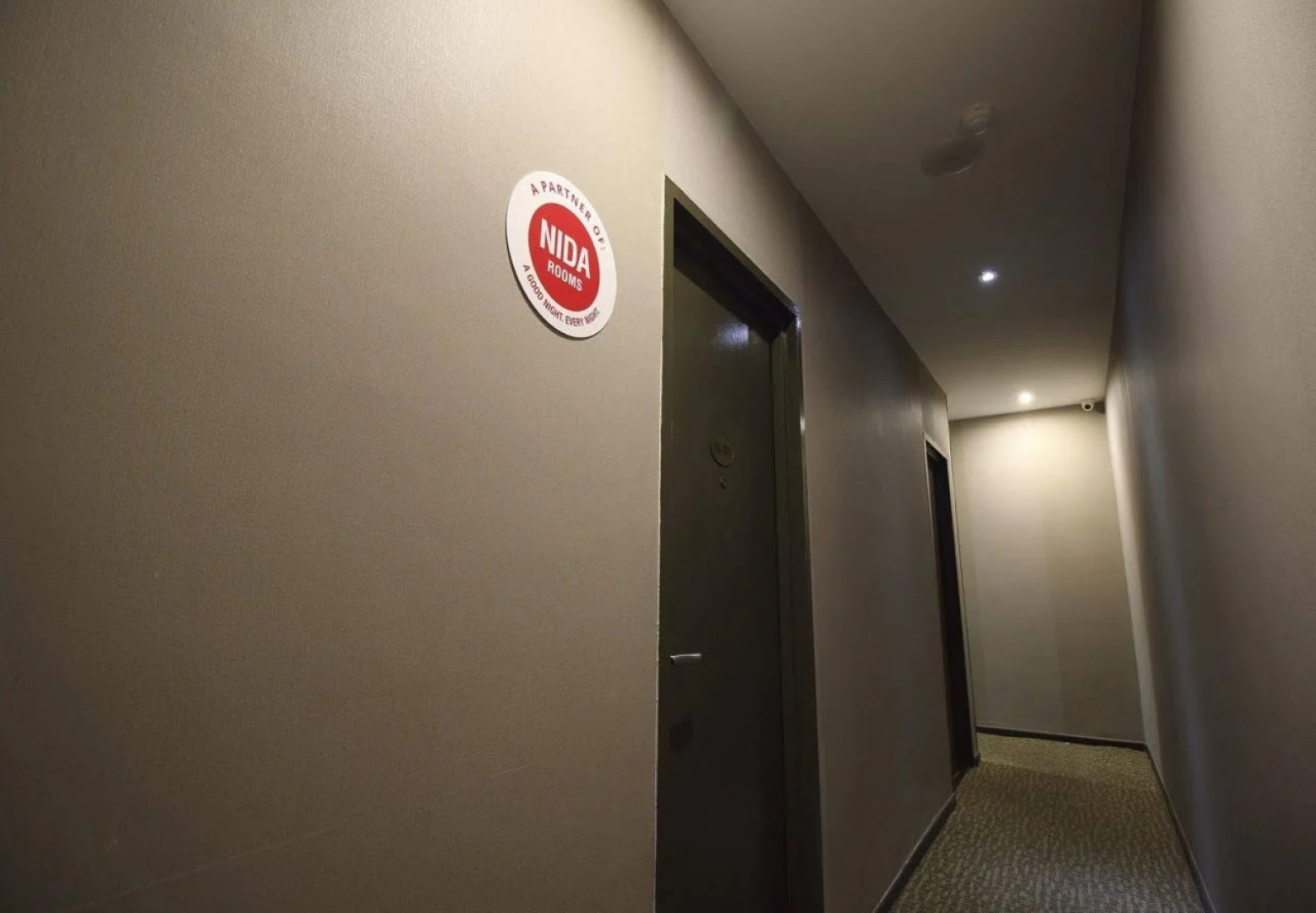 Capital O 91074 Grand World Hotel