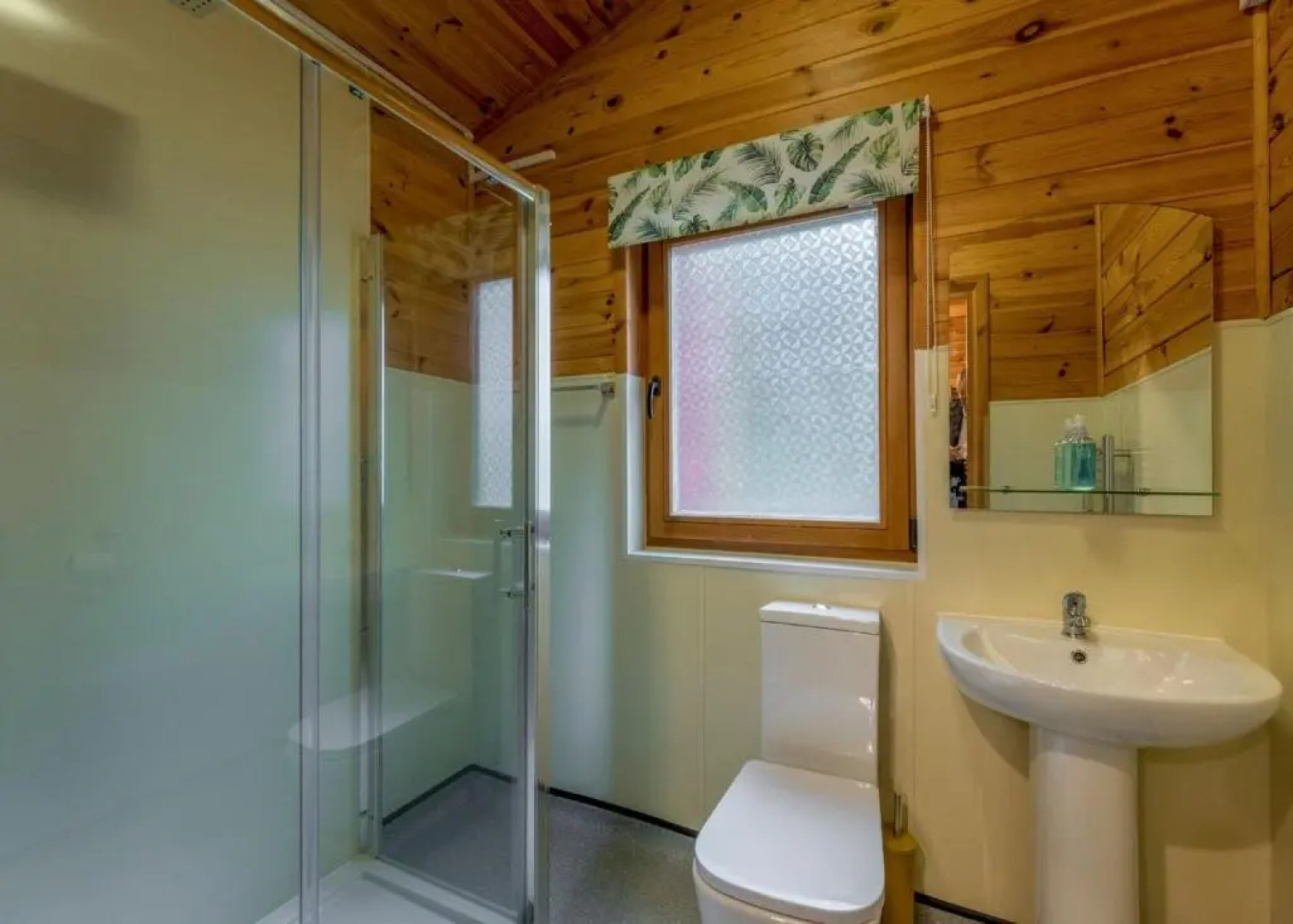 Woodland Park Lodges