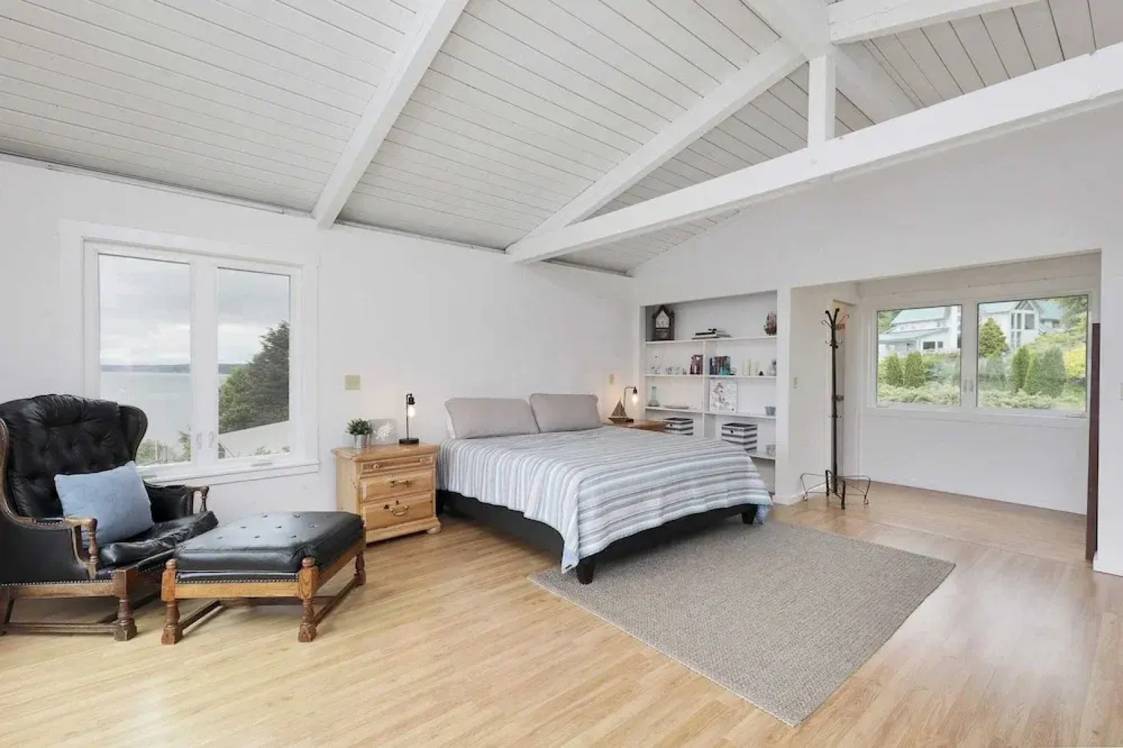 Marine View Bluff by Avantstay Waterfront Views