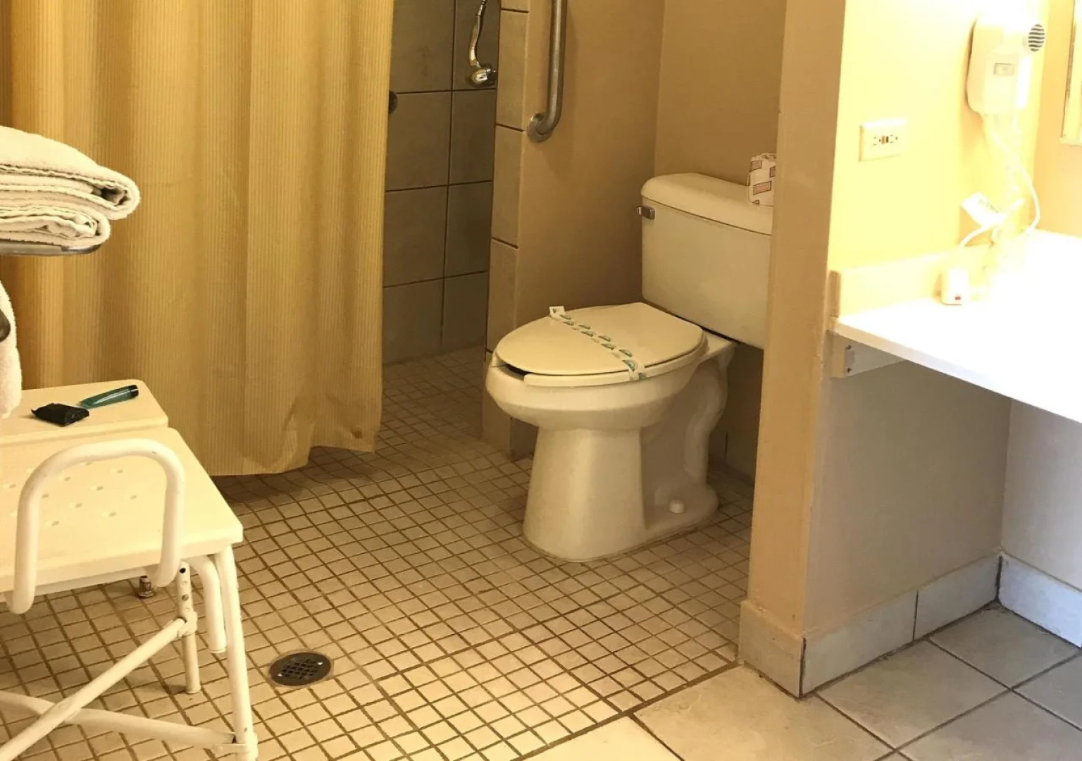 Americas Best Value Inn - Barrington