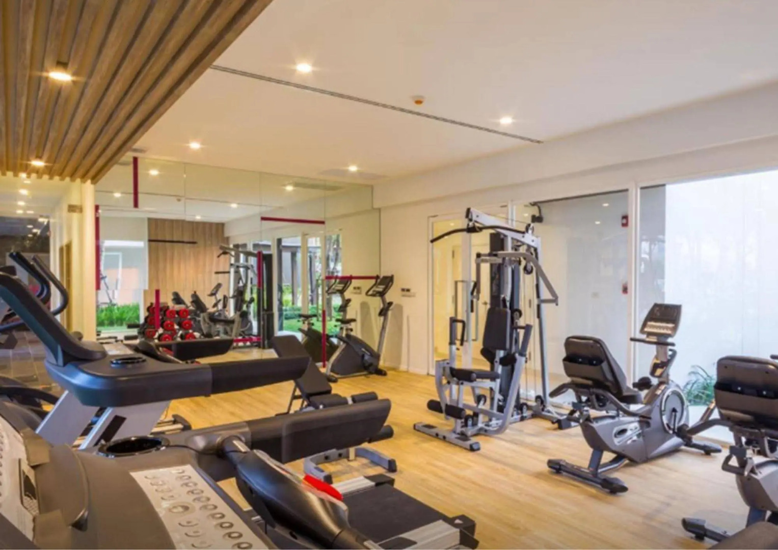 The Idle Hotel and Residence