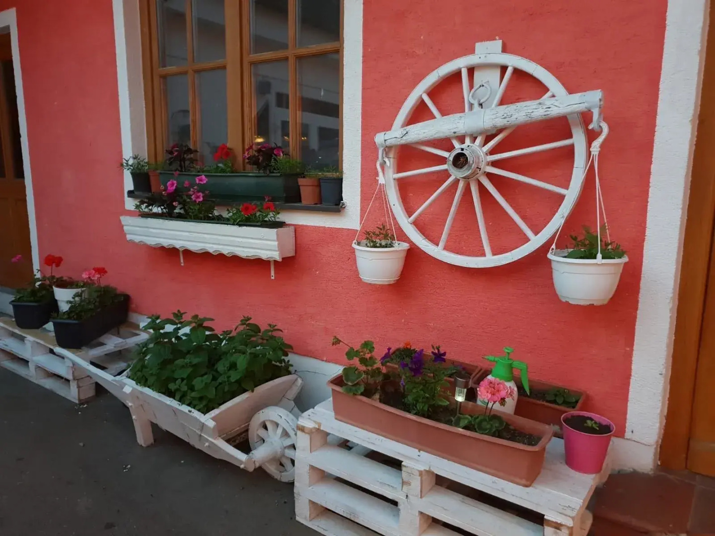 Taverna Kostalui Gasthof Pension