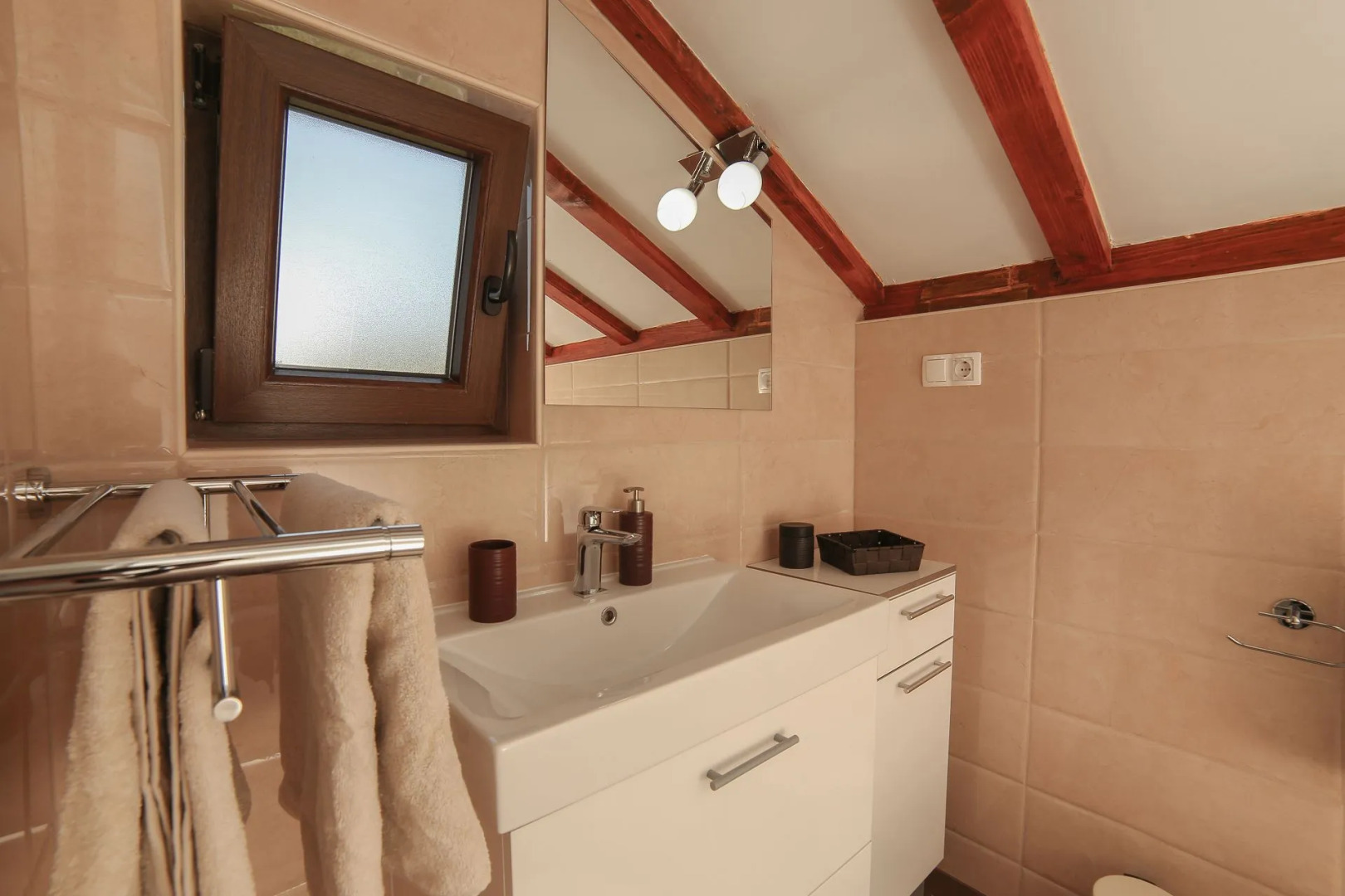 Holiday house Mario - with pool: Supetar, Island Brac