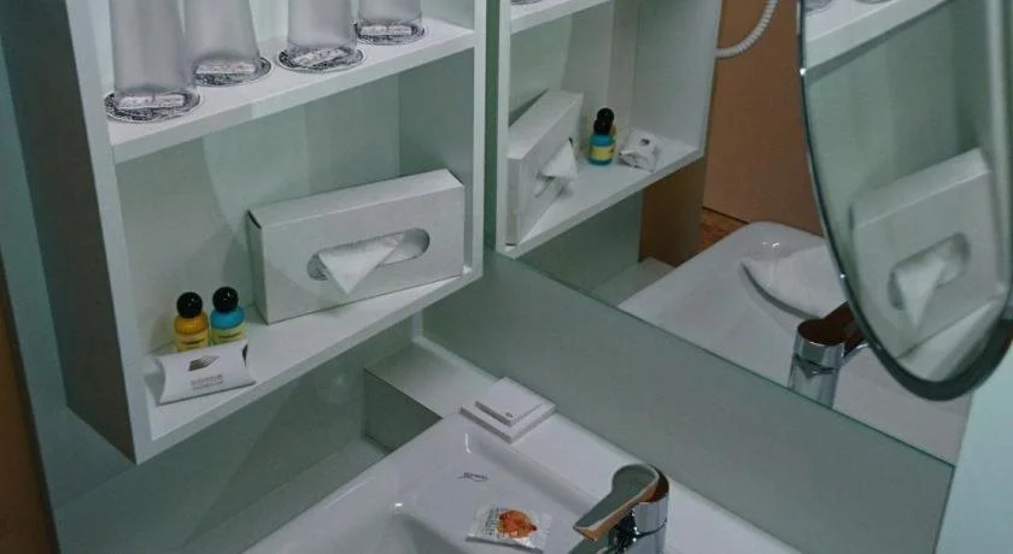 Cubo Sport & Art Hotel