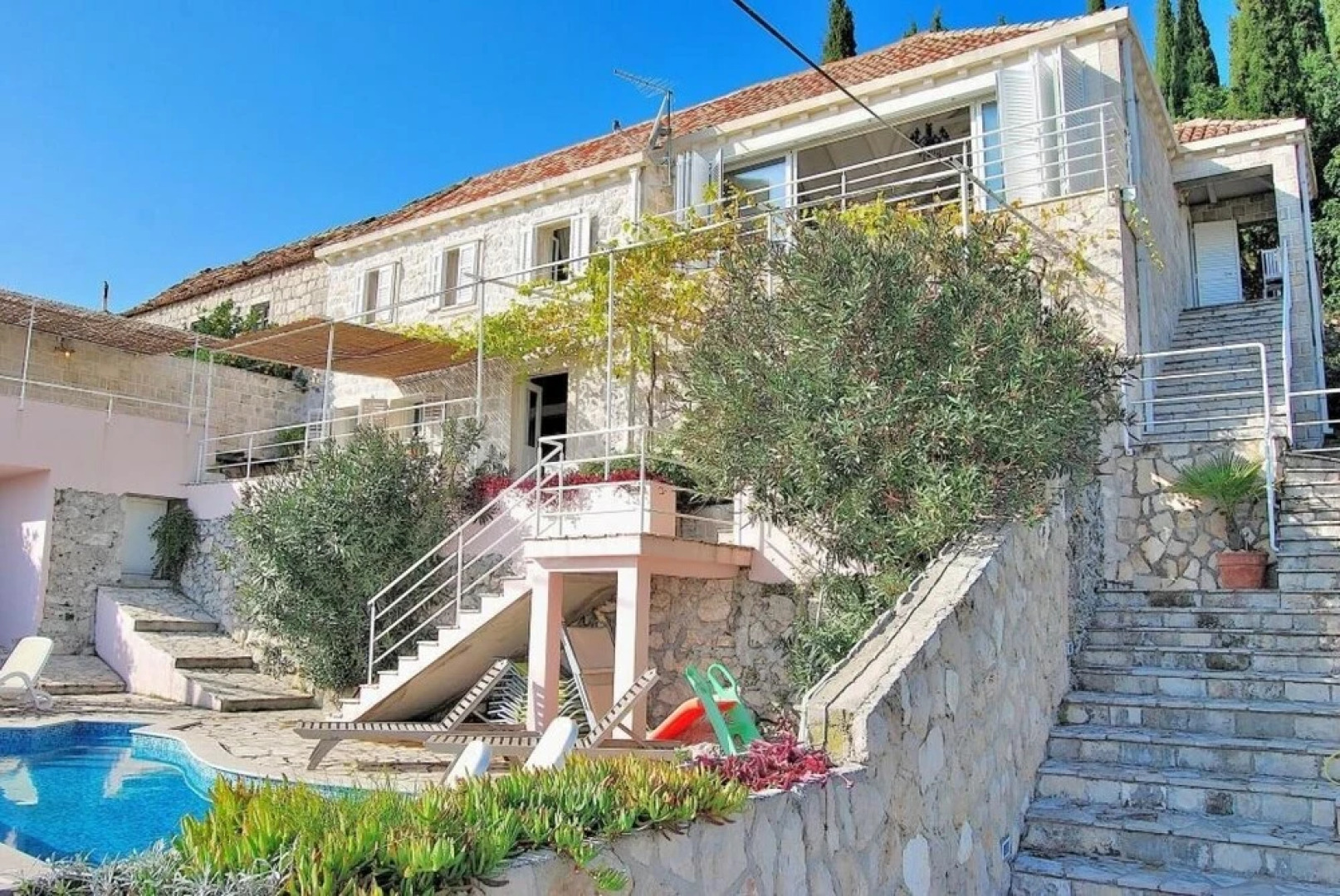 Villa Tony - Five Bedroom Villa With Terrace Swimming Pool and Sea View ID Direct Booker 2079