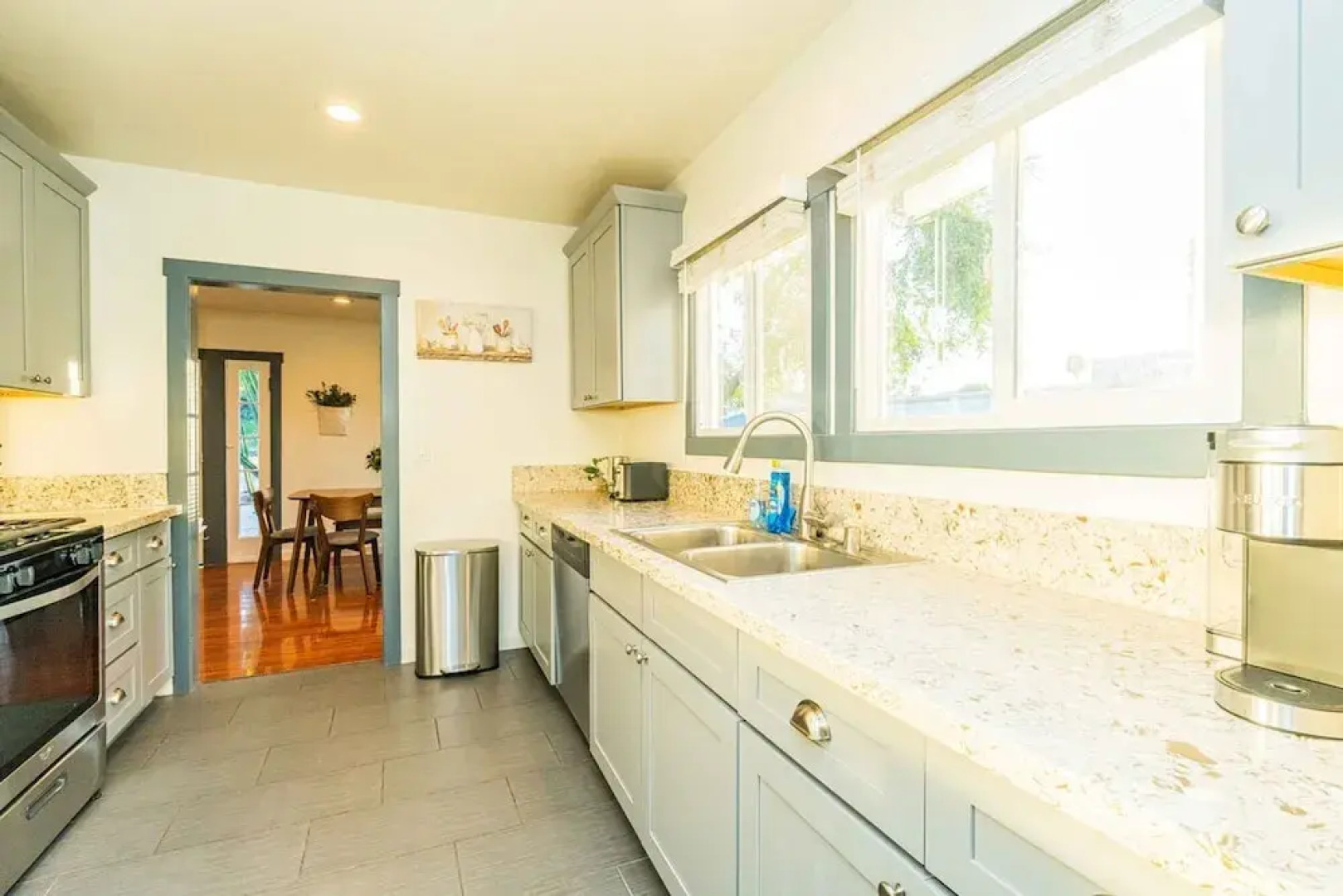 Elegant Comfort on Historic Route 66 Attractions