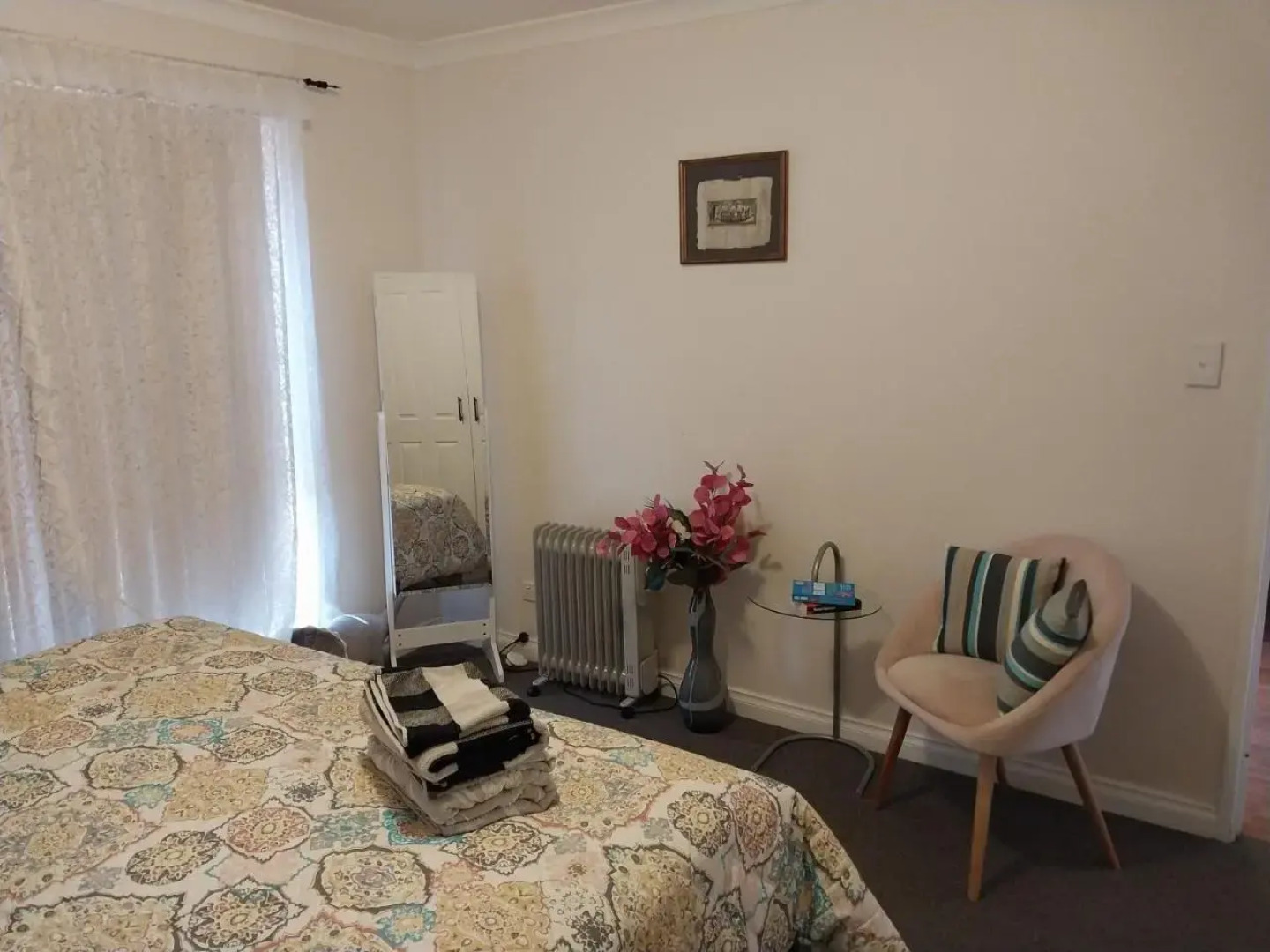 2BR luxury house close to CBD