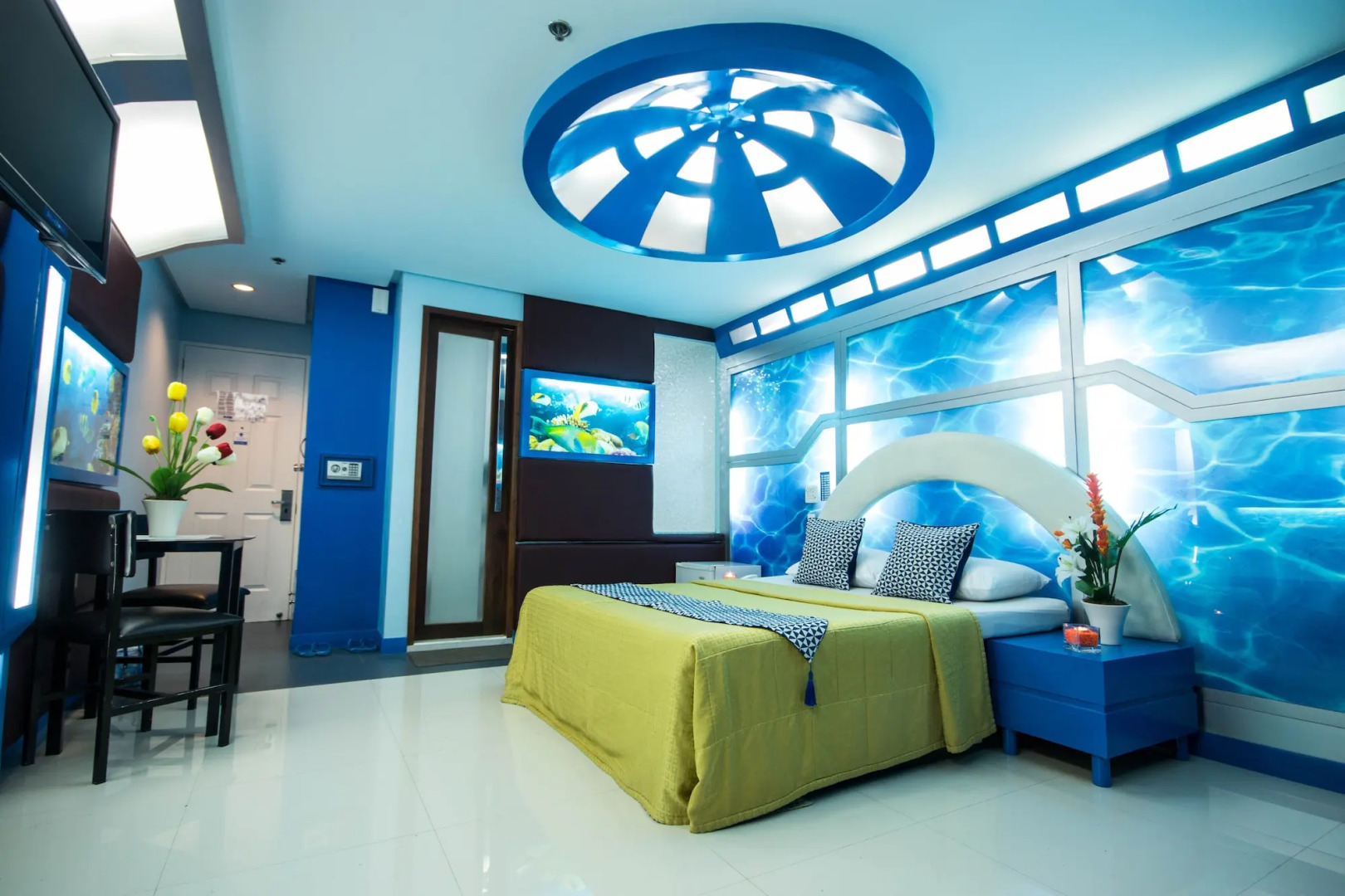 Hotel DreamWorld Araneta Cubao