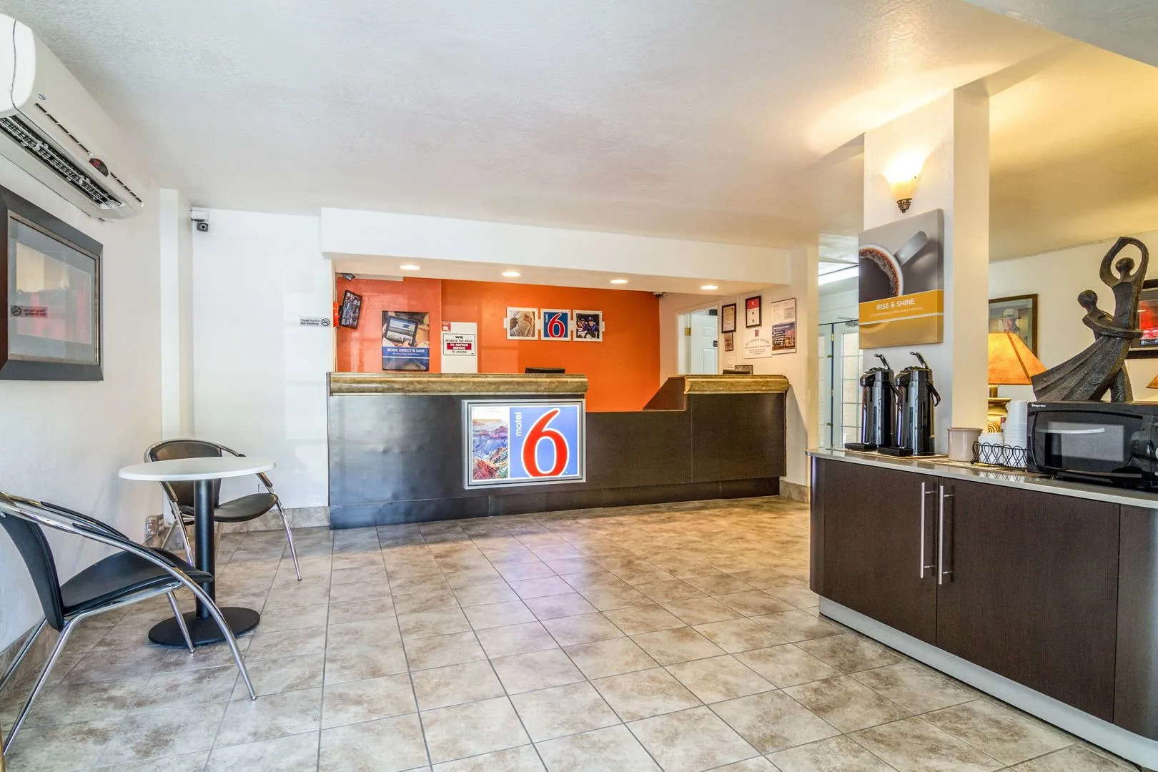 Motel 6 Glendale AZ