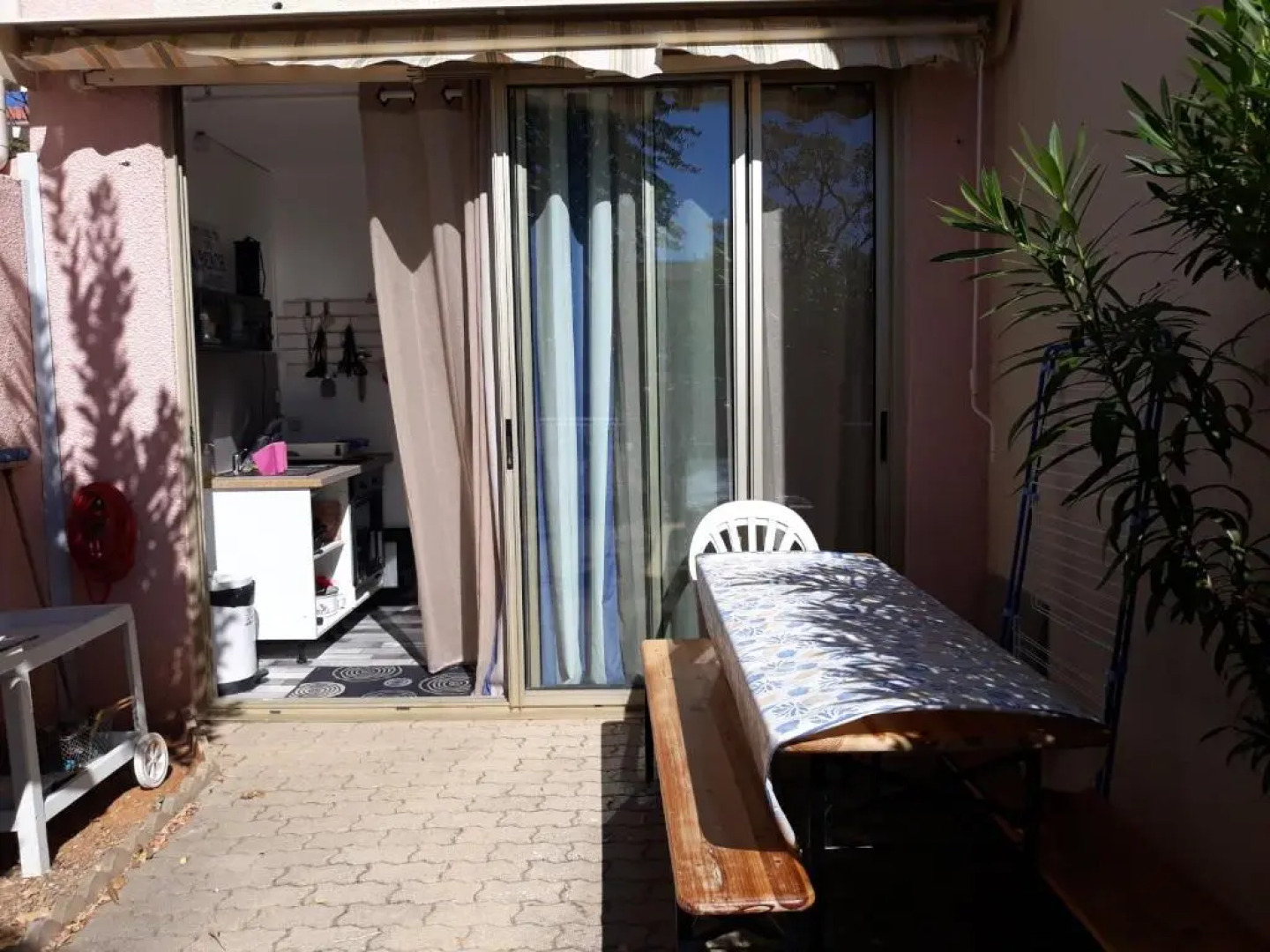 studio domaine la pinede 340 chemin du pansard