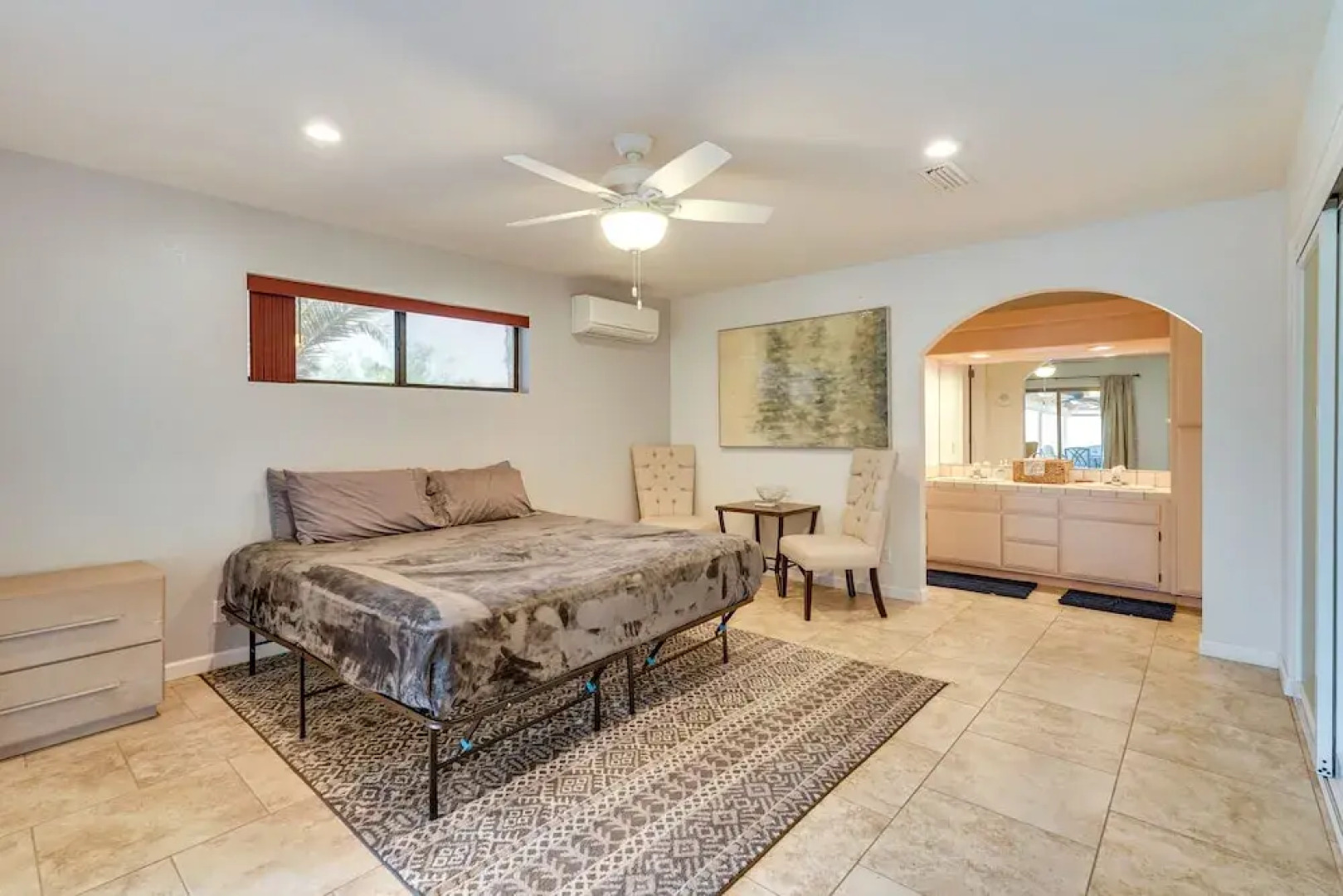 Pet-friendly Lake Havasu City Home: Walk to Beach!
