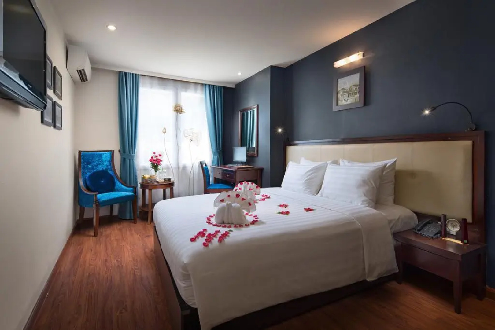 Отель Silk Flower Hotel & Spa