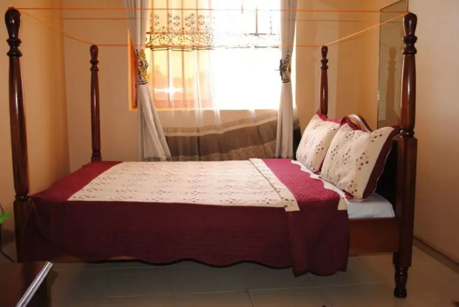 Prime Rose Hotel