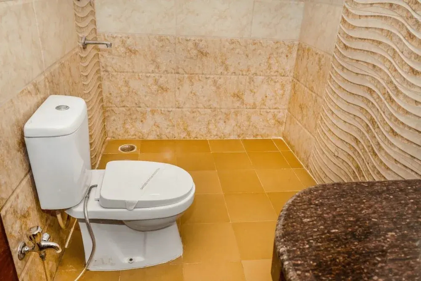 Tekarees Guest House