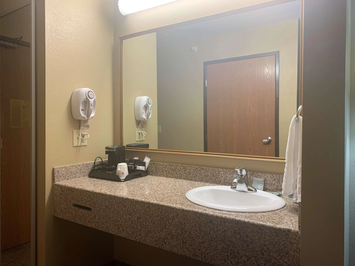 Best Western Emporia Inn