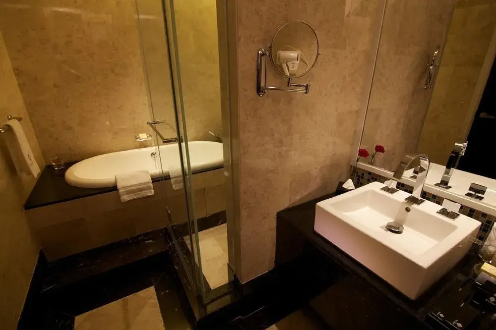 Sam Suite D´Perdana