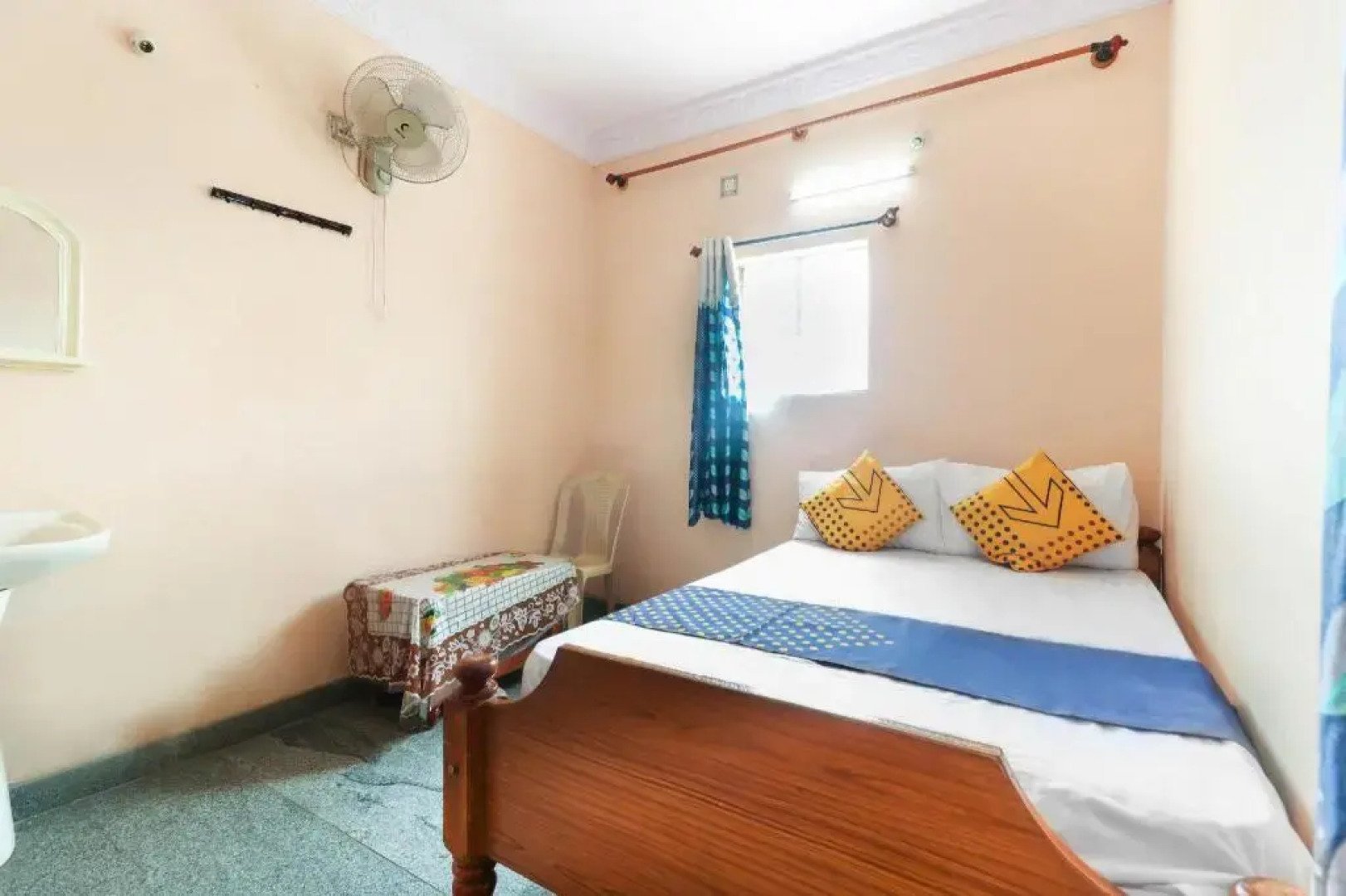 Woodland Lodge by OYO Rooms