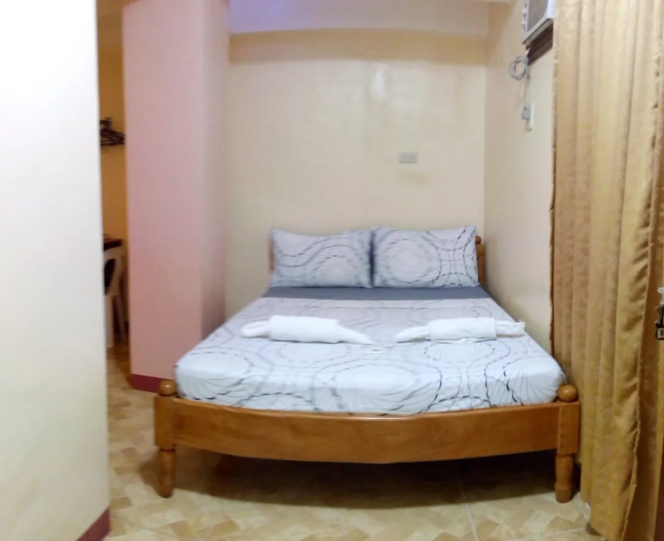 Divine Castle Travelers Inn