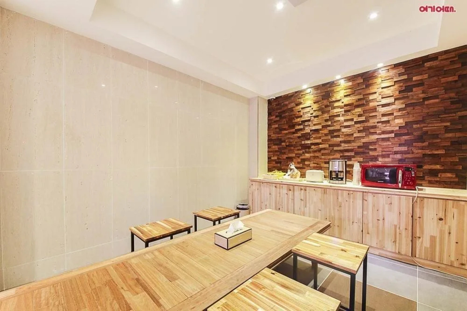 Seocheon Hotel Kamon