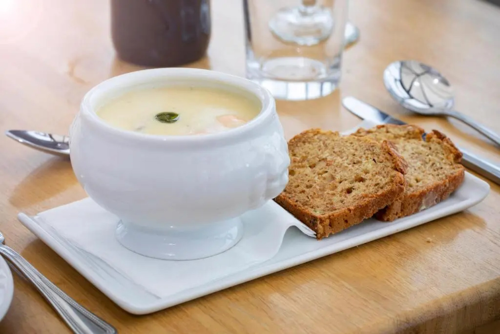 The Wooden House Hotel