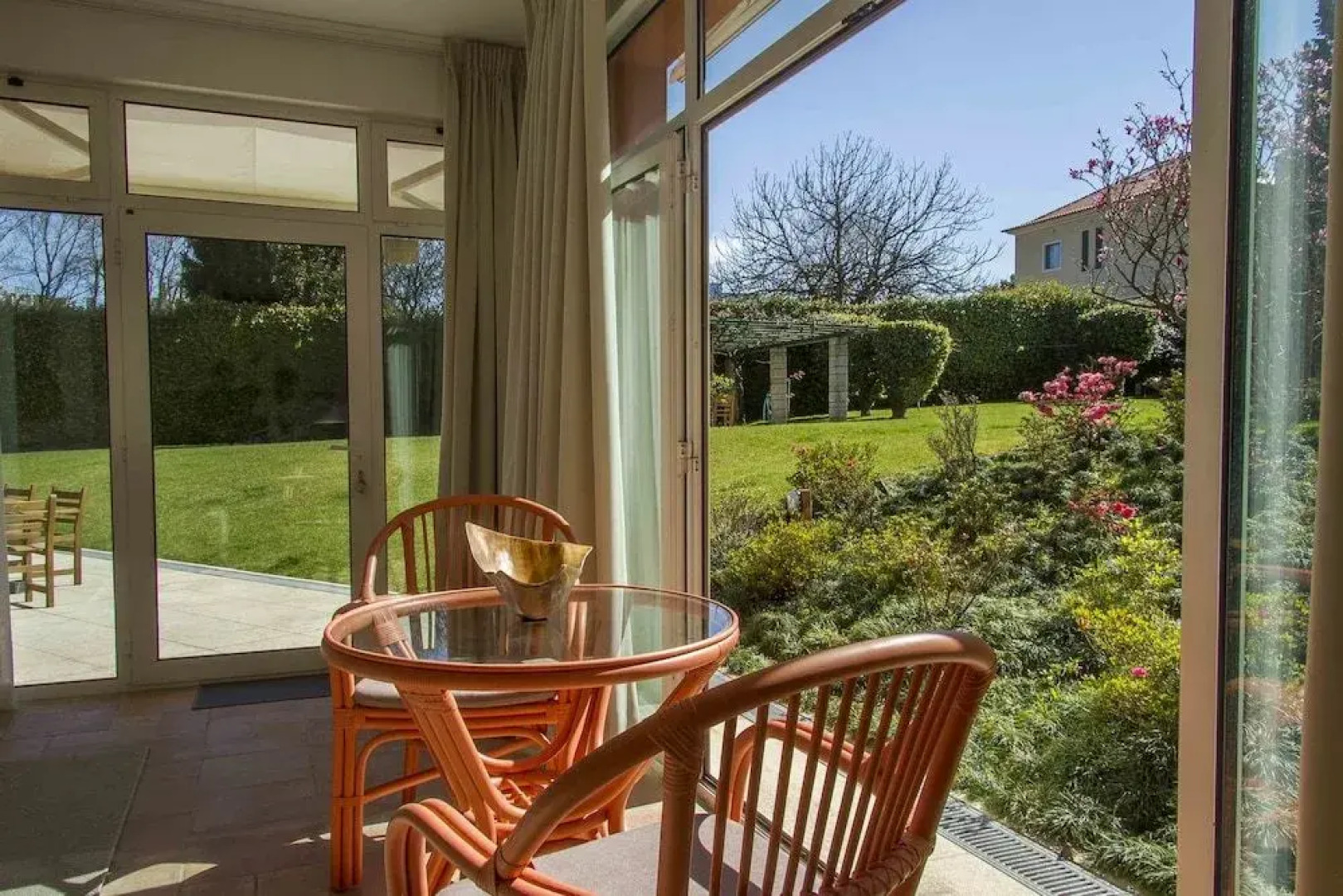 Liiiving in Porto Oporto Garden Pool House