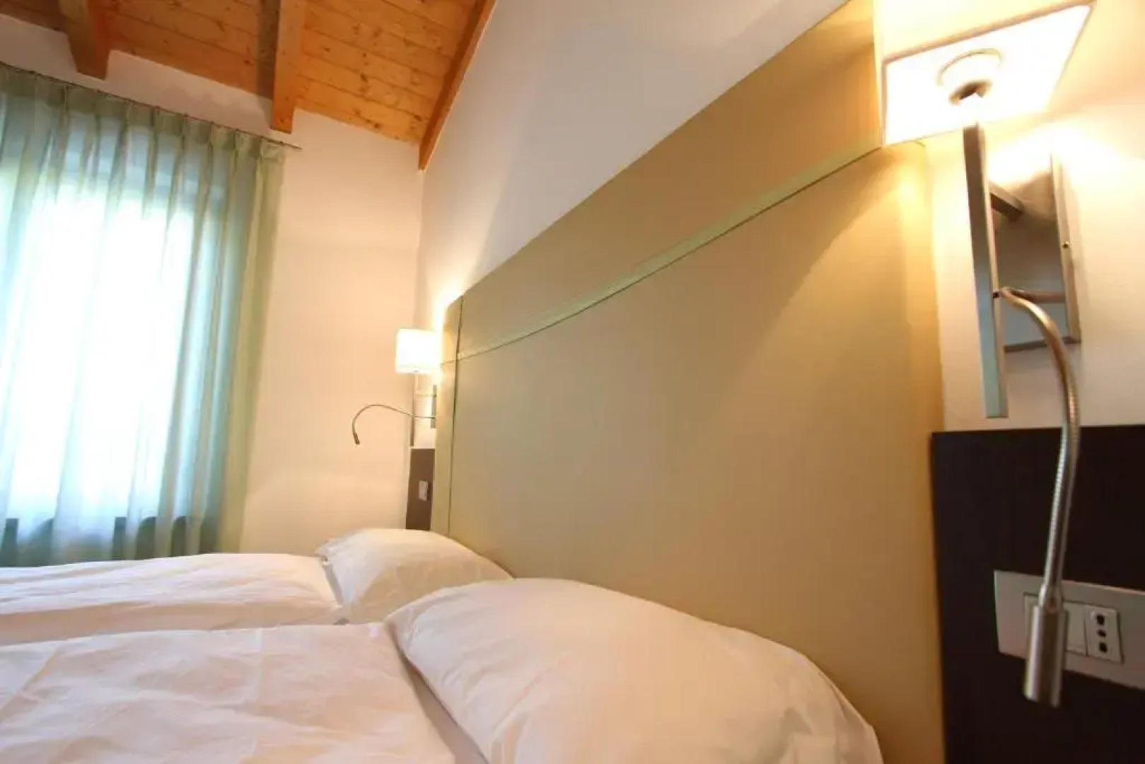 Thai Orchidee Restaurant&Rooms