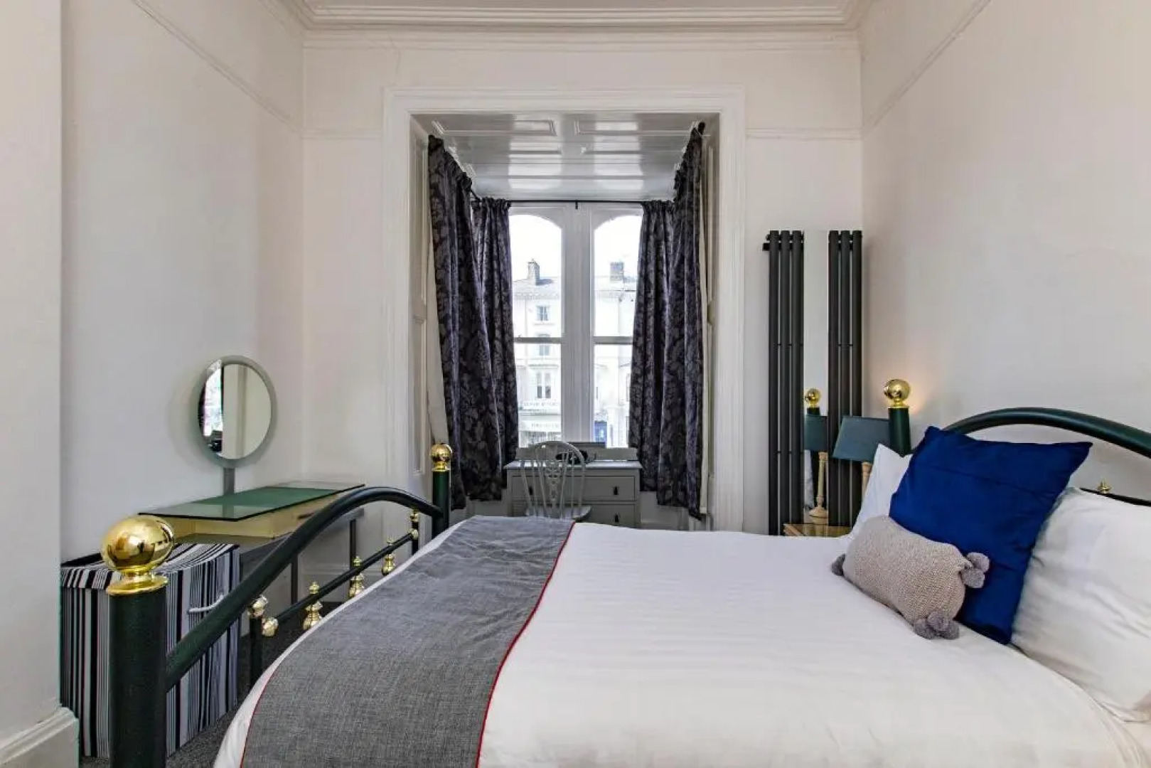 Montague House Apartments