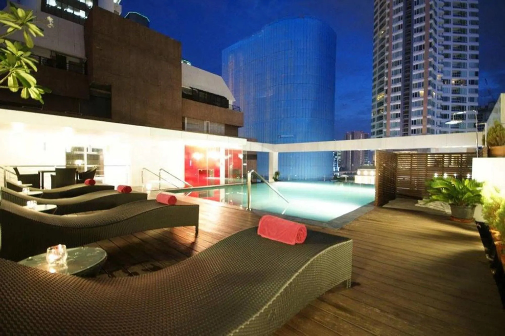 I Residence Hotel Silom