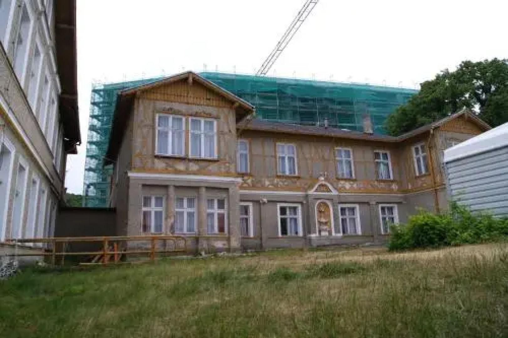 Dom Wypoczynkowy SzarotkaKrokus