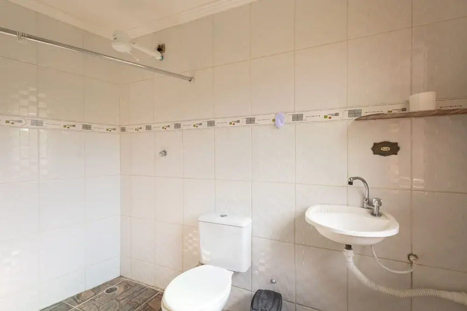 Casa de Campo Luxuosa c Piscina e Churrasqueira