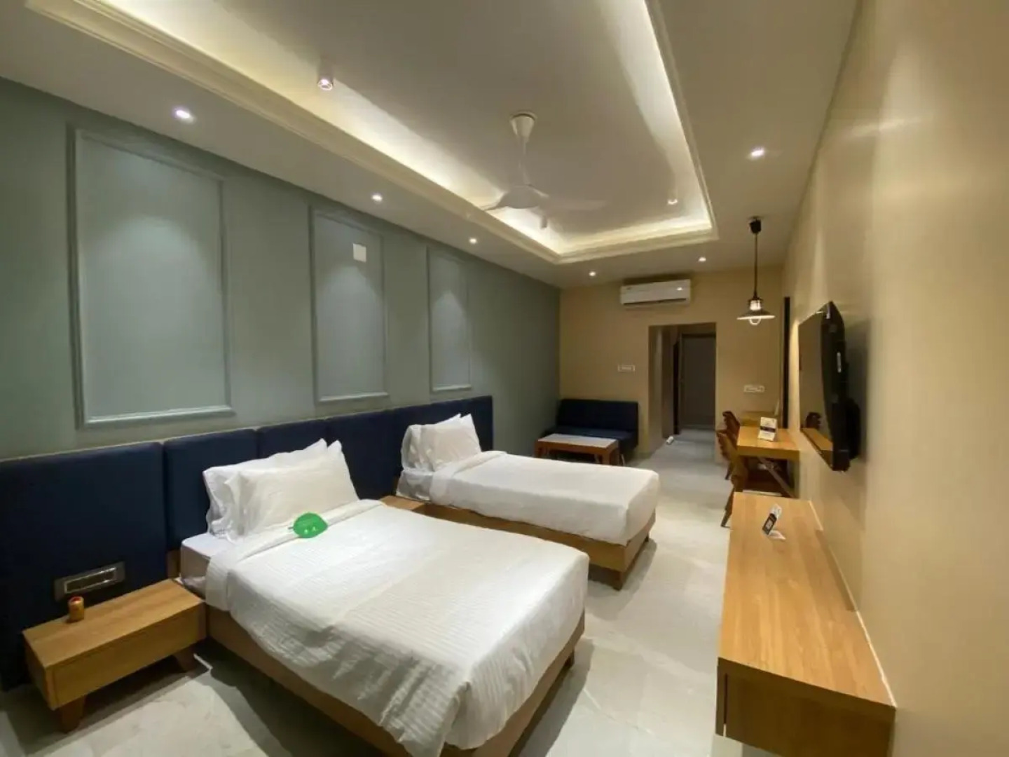 Click Hotel Royal Pearl  Galenda Dahej