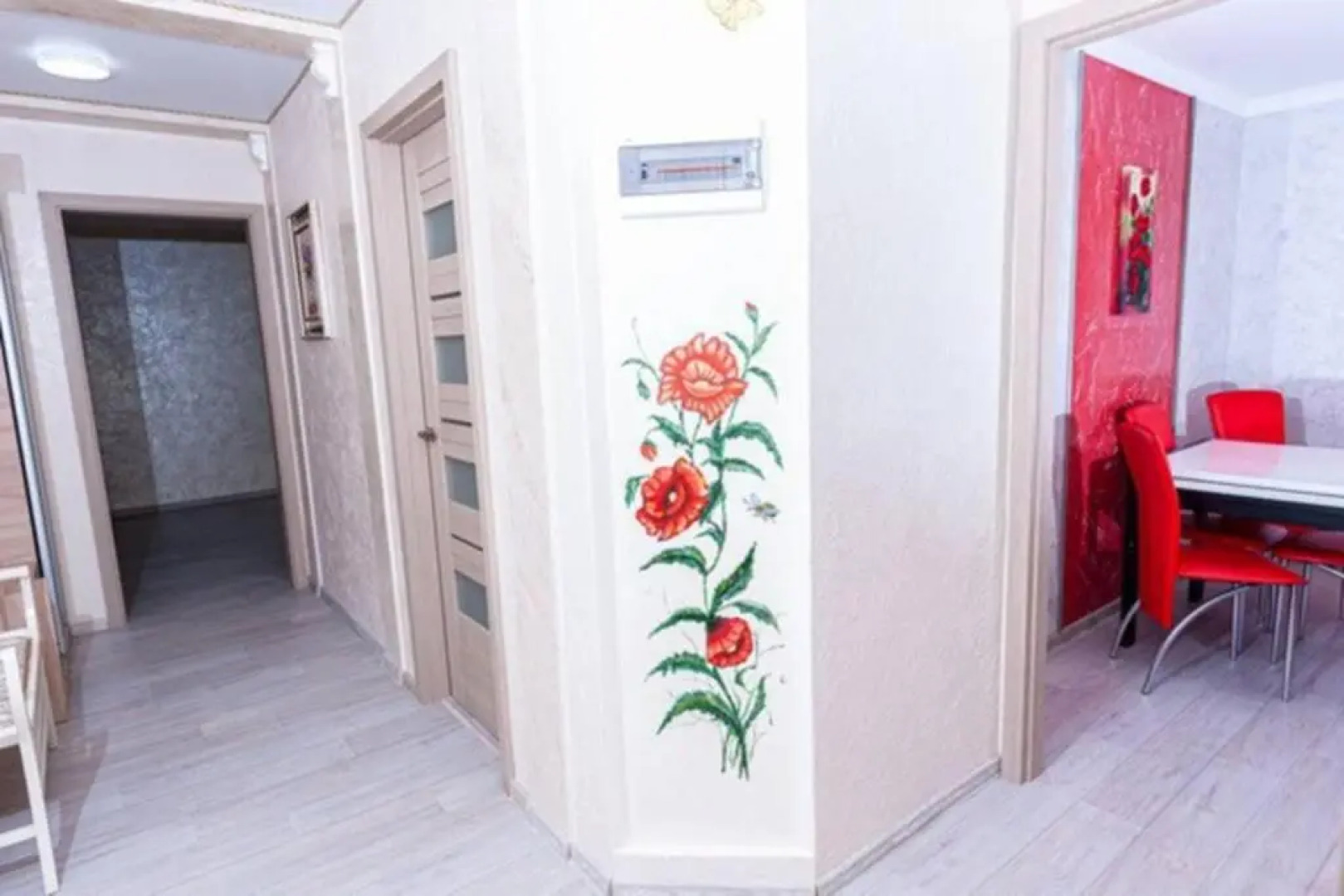 Тараскова 16, Люкс, ЮЗР