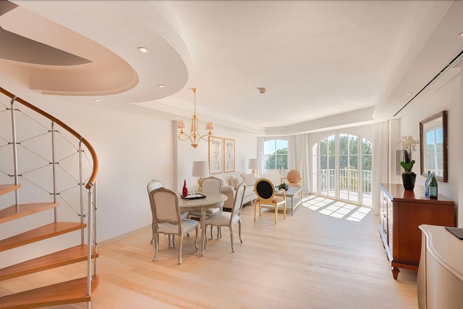 Las Dunas Suites & Apartments