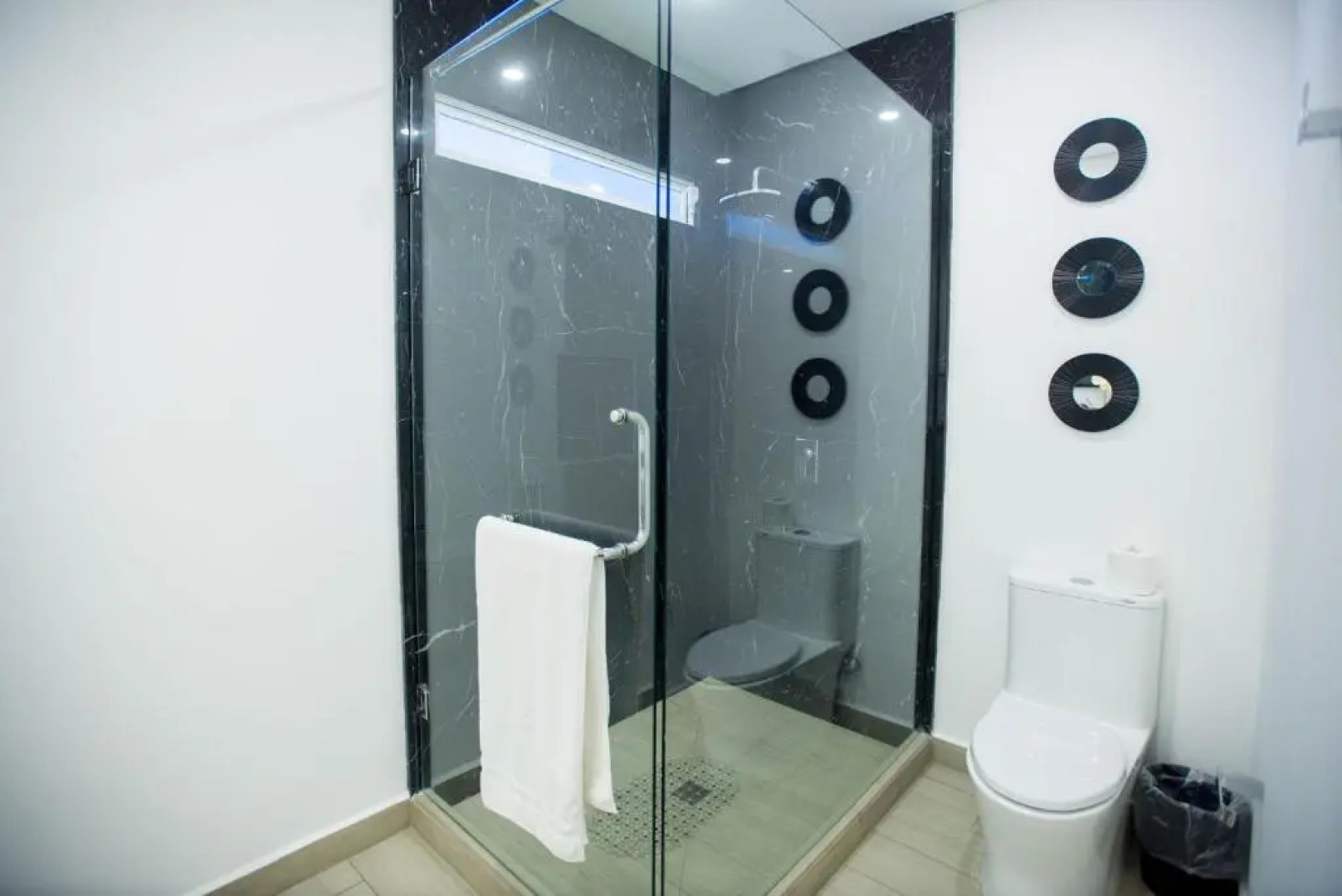 Real View Towers E306 by Casago