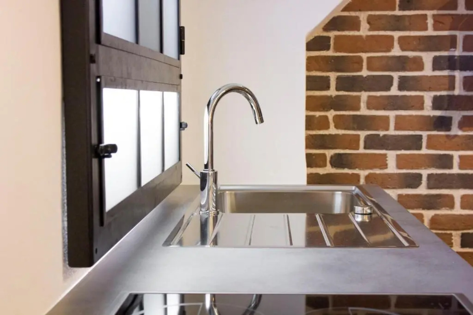 DAREBELL Loft Gratkorn Top 1