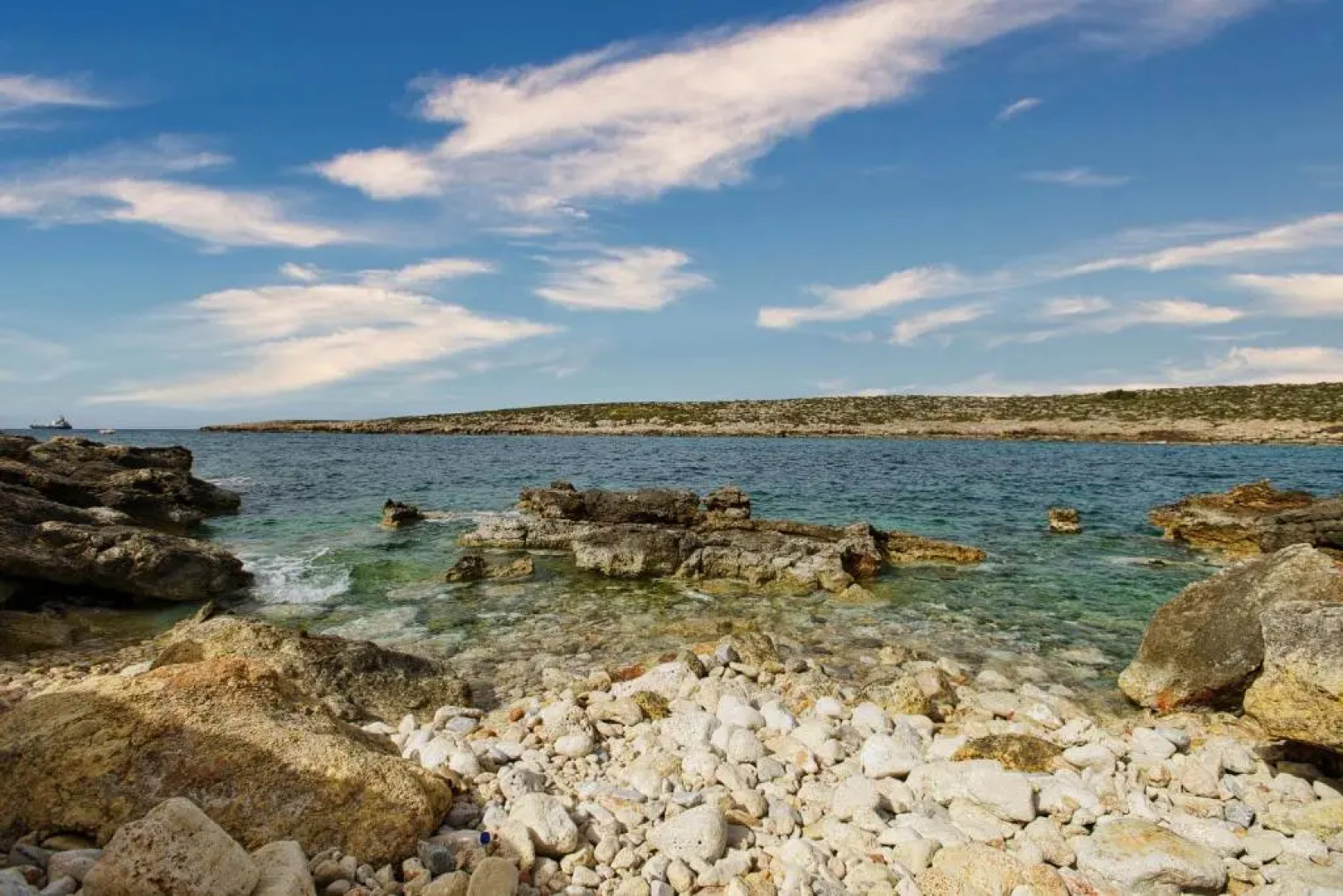 Vagioni Seaside Villa