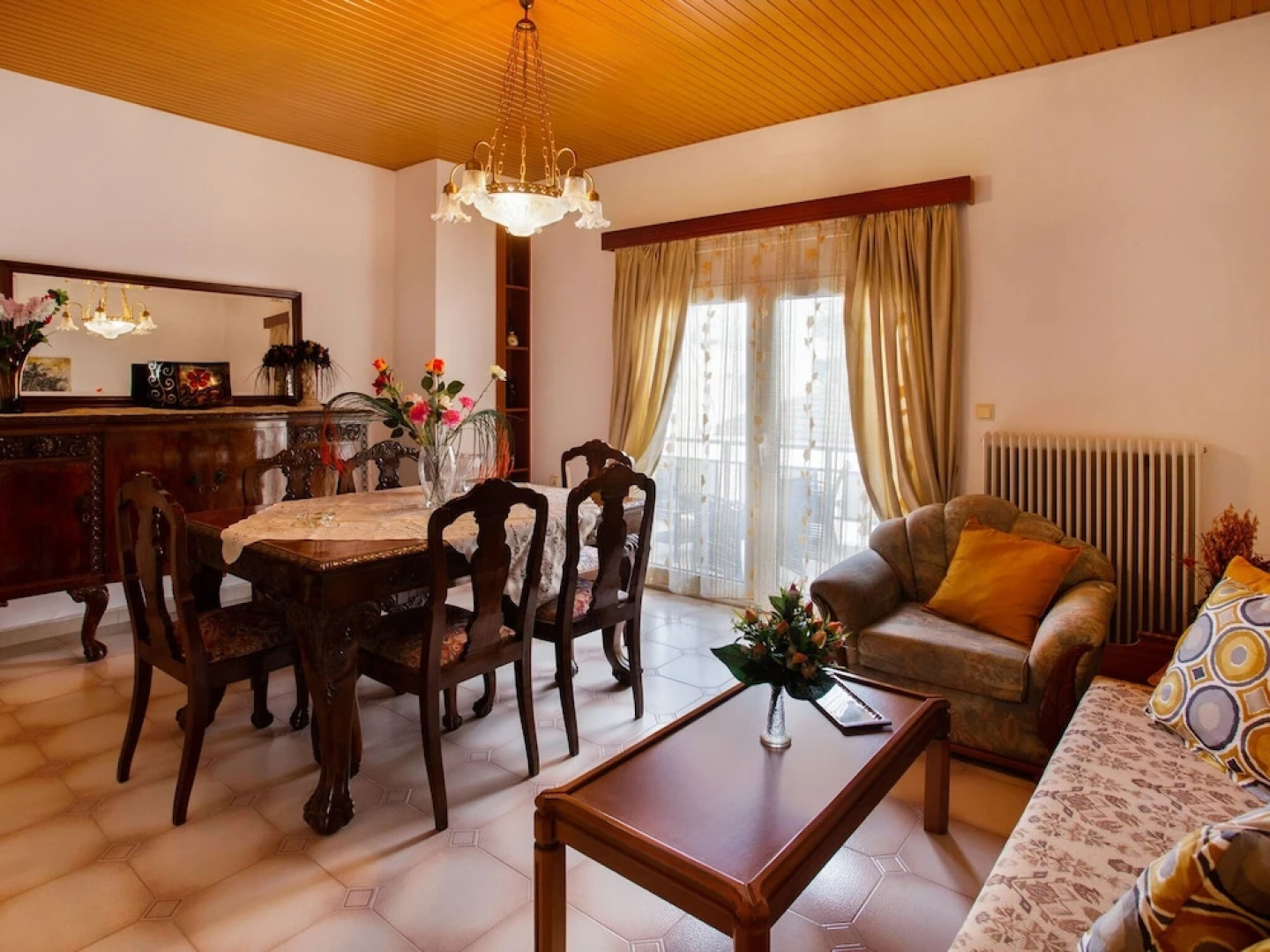 Gorgeous Holiday Home in Arhanes with Balcony