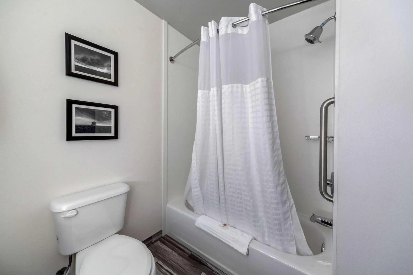 Holiday Inn Express Atlanta Galleria - Ballpark Area by IHG