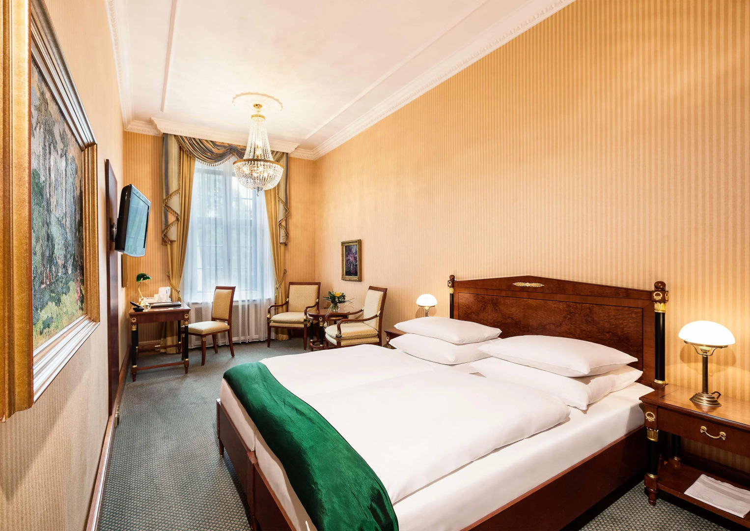 Best Western Premier Grand Hotel Russischer Hof