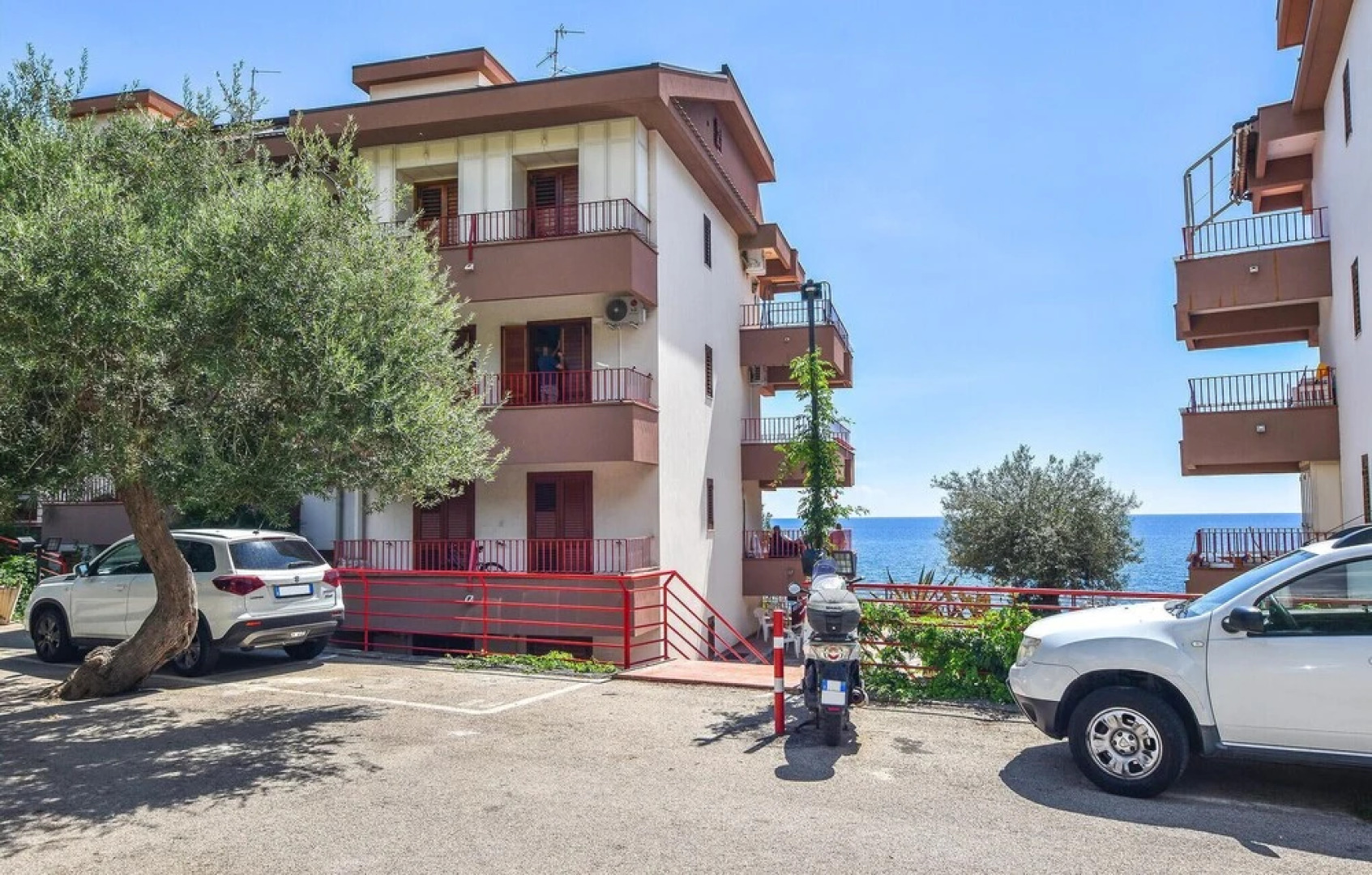 Stunning Apartment in Letojanni With Wifi and 2 Bedrooms