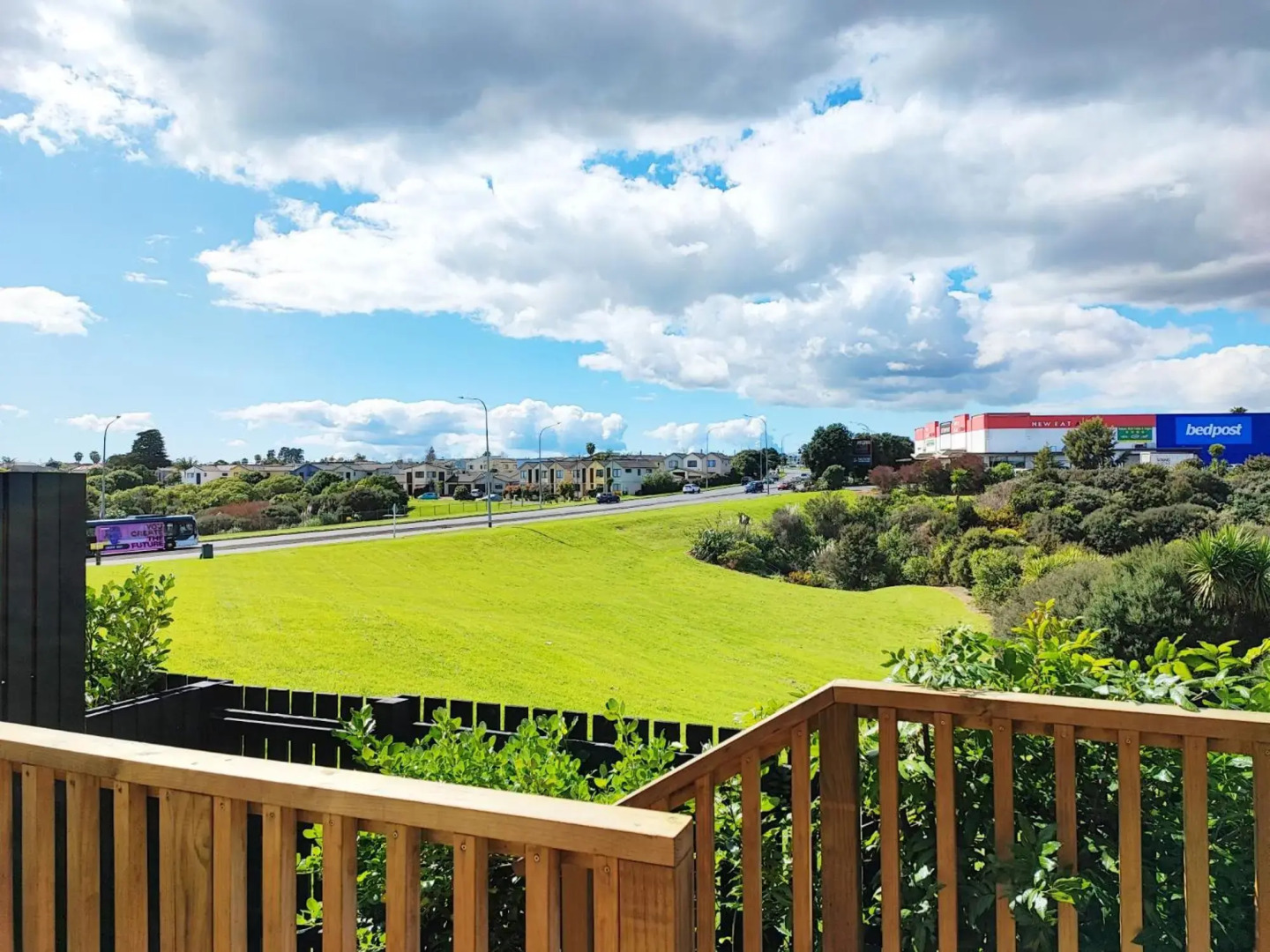 Stunning Townhouse - Walking to Botany Shopping Center