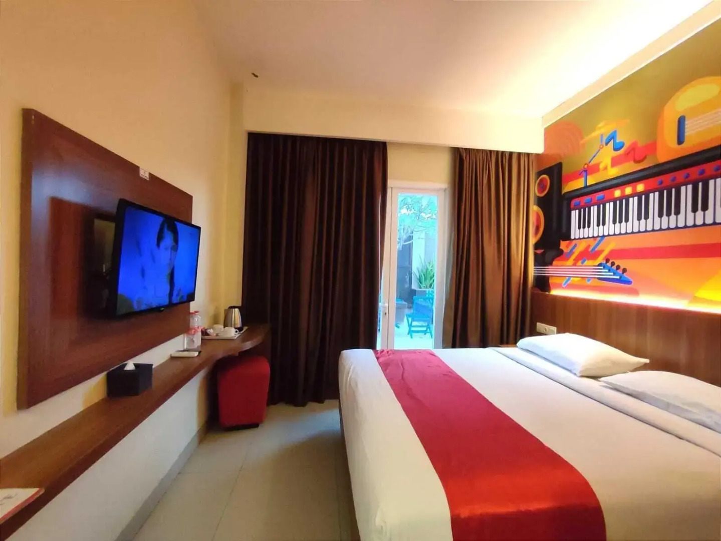 Front One Hotel Purwodadi