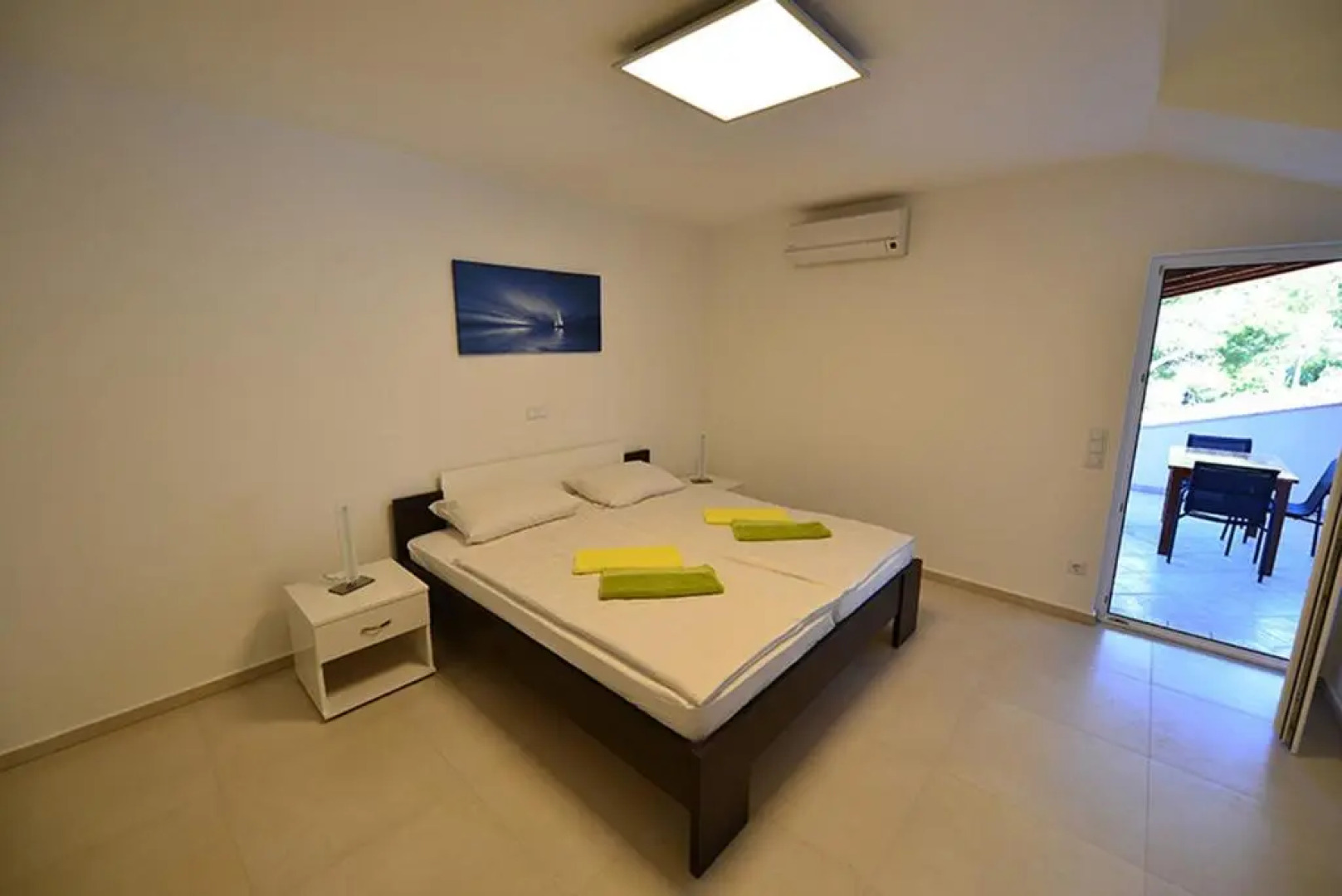 Apartments Petrovac