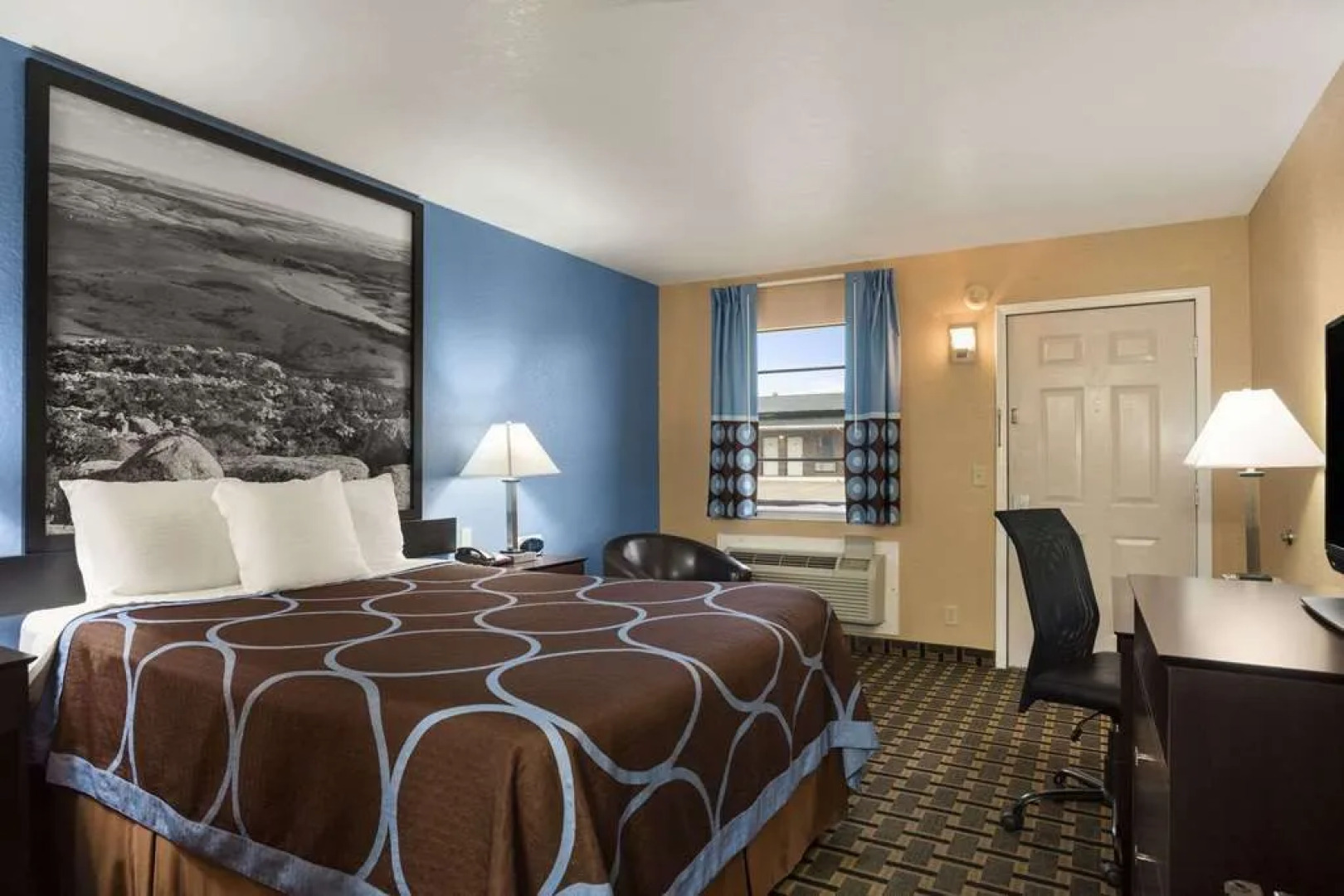 Super 8 By Wyndham Henryetta