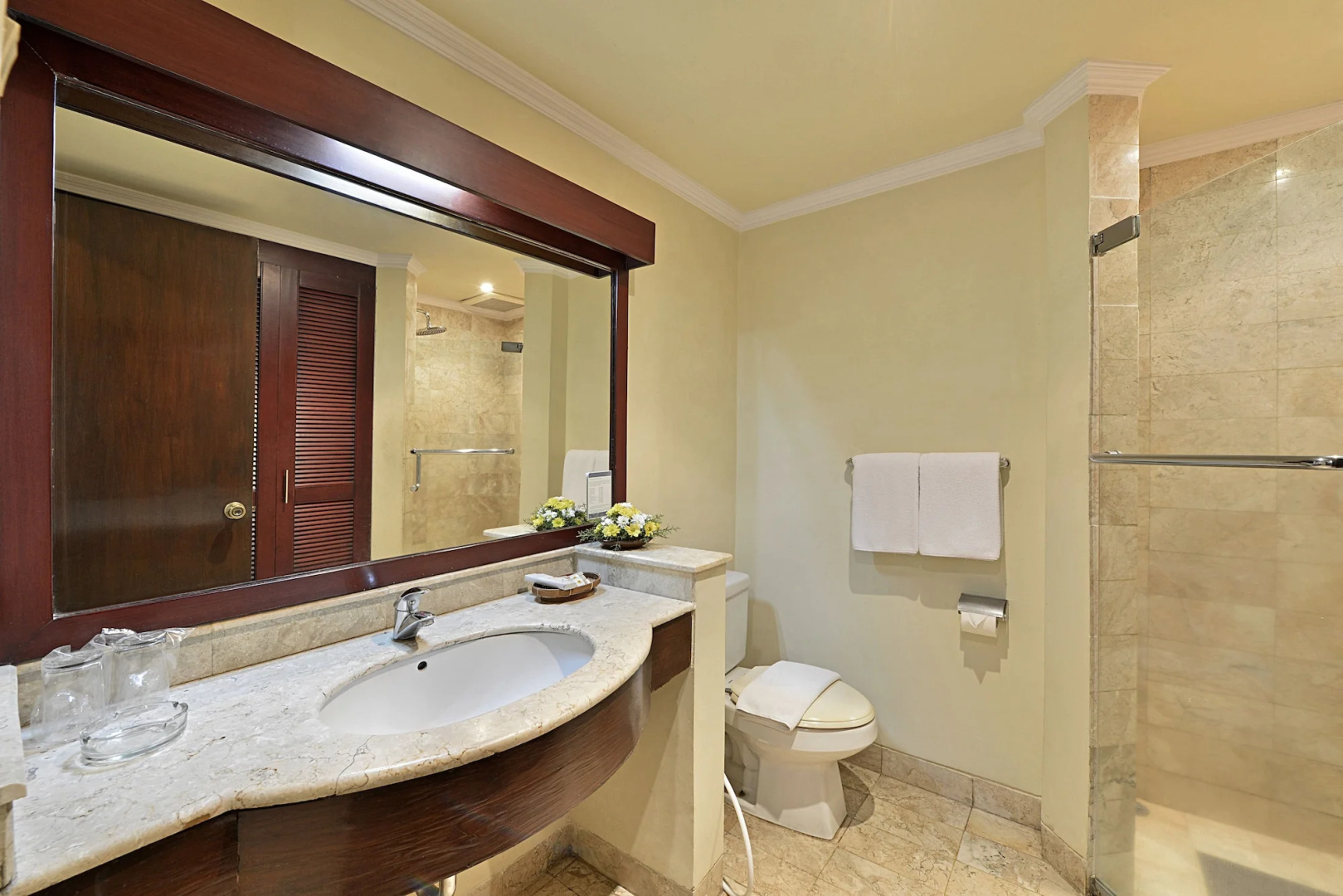 Grand Whiz Hotel Trawas