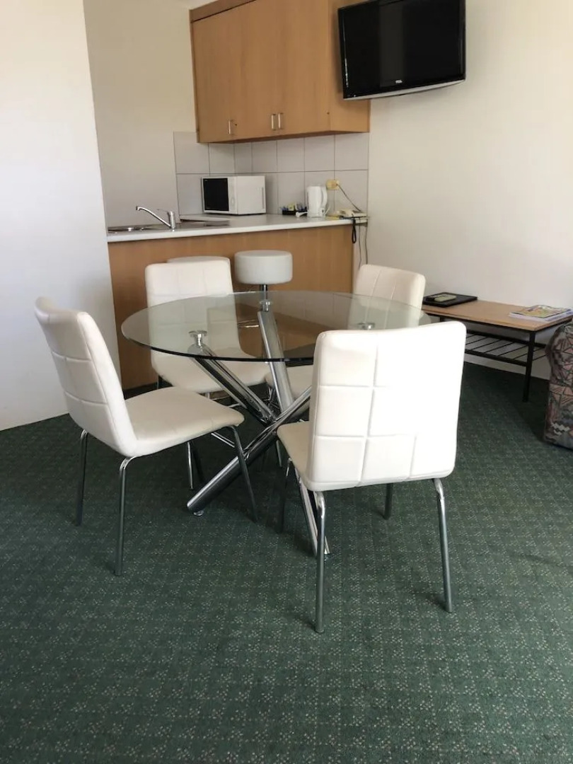 Cottonwood Motor Inn