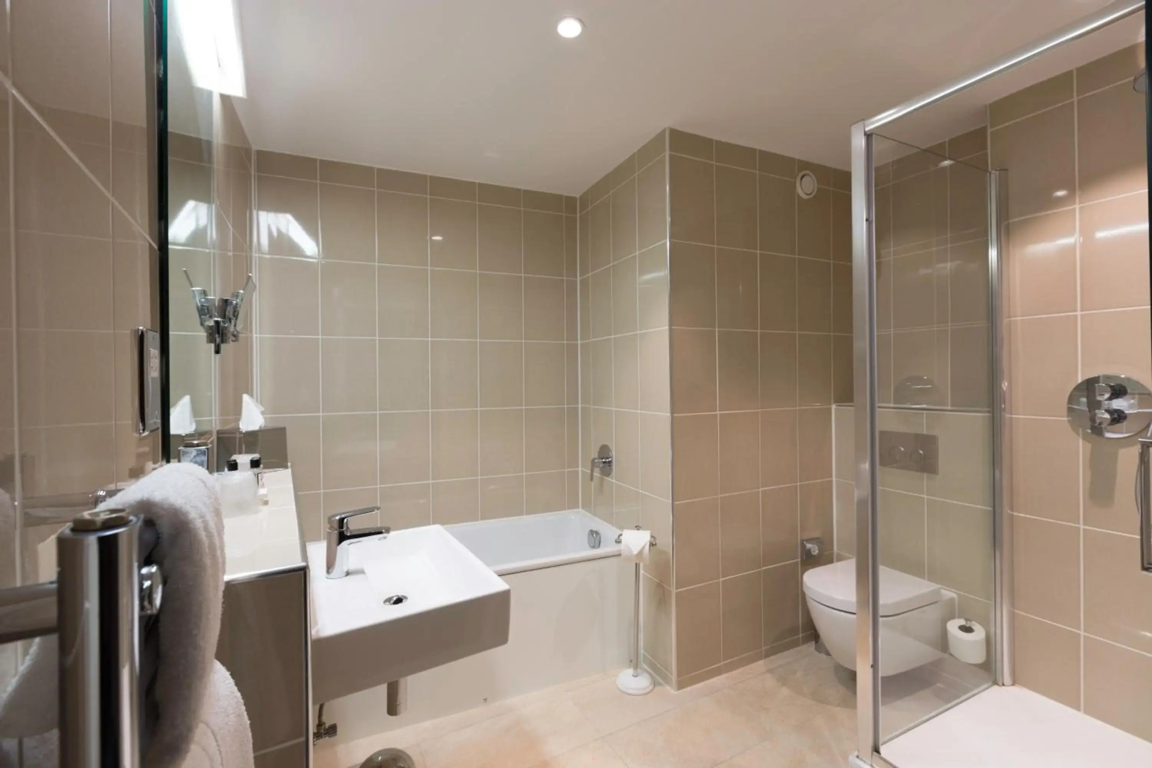 Sandford Springs Hotel & Golf Club