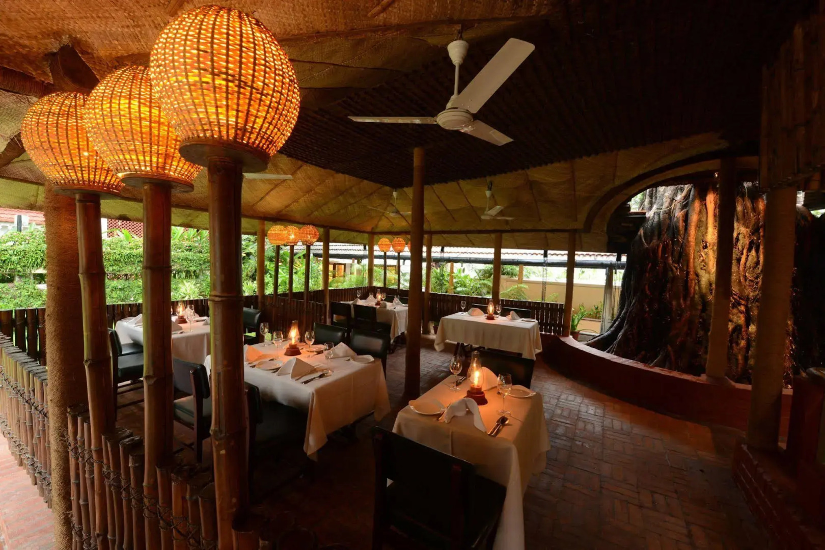 Casino Hotel - Cgh Earth, Cochin