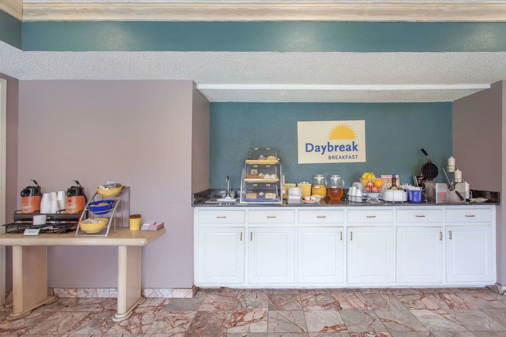 Quality Inn & Suites Decatur - Priceville I-65